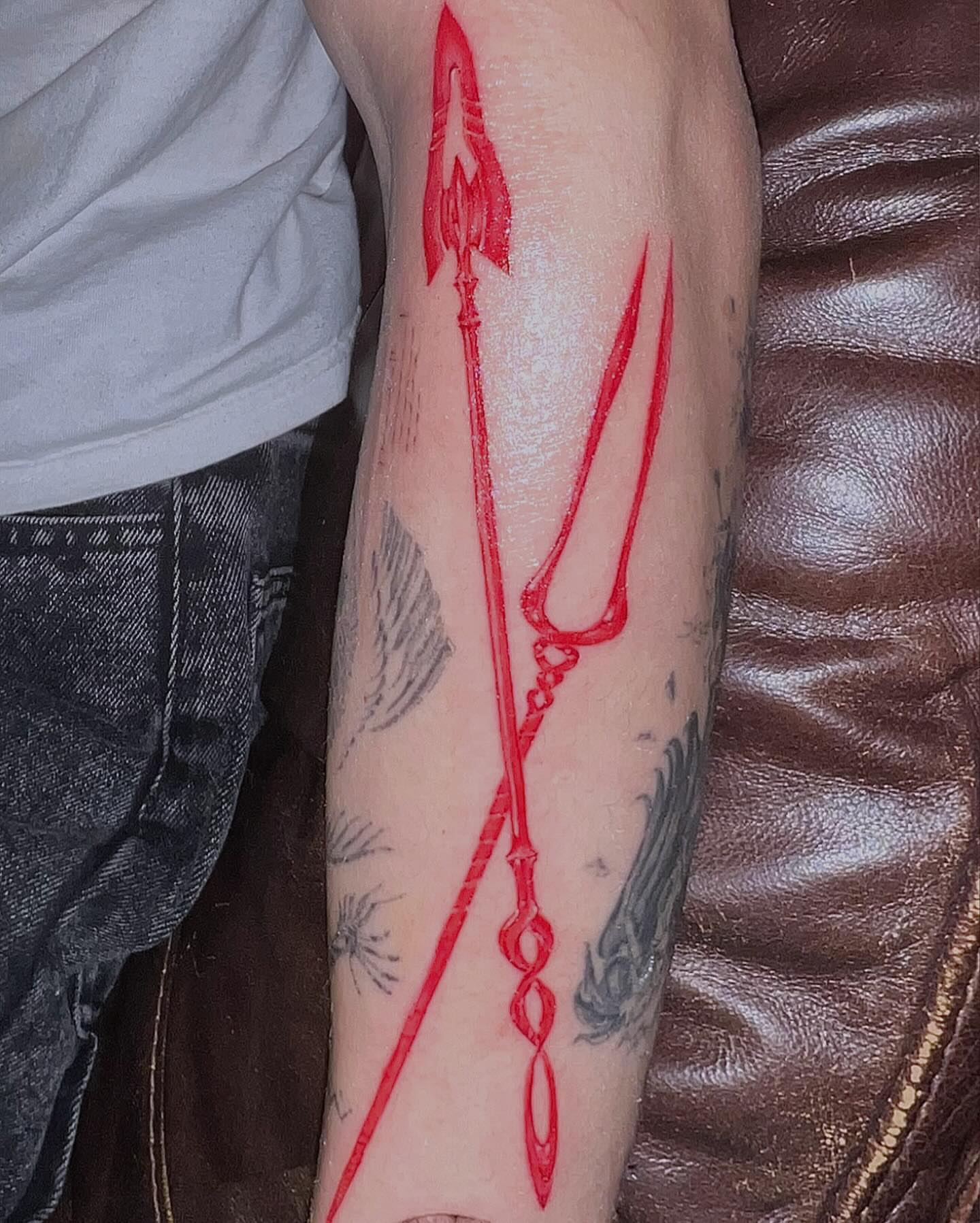 Tattoo by G̵̨̗̗̈̅̓́͡ĕ̸̡̜̫̾̌̎̈͠ë̷̢̳̤̰̗͈̃͌͒̚͞  ꜱɪɴɢʟᴇɴᴇᴇᴅʟᴇ, Houston, TX
