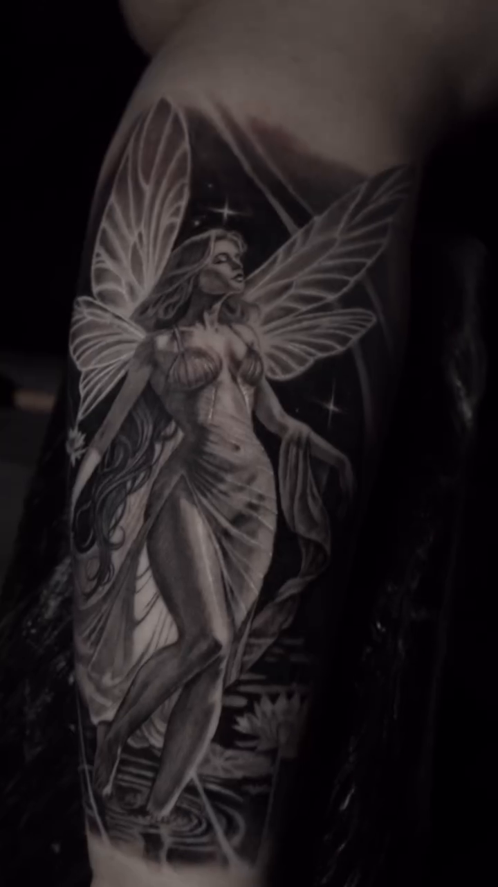 Tattoo by @inkedbydaniela — realism, black_and_grey