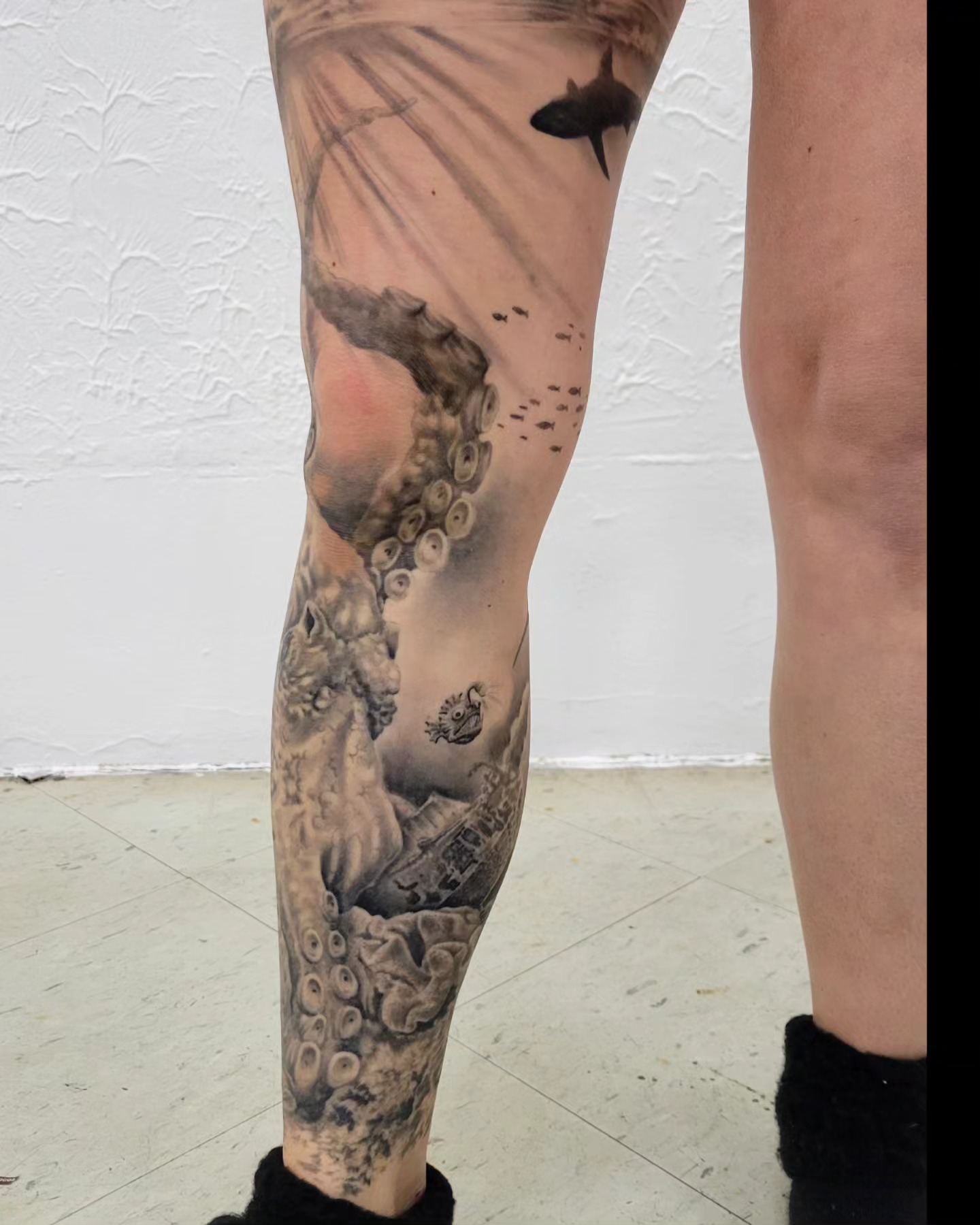 Tattoo by @lizvonborden — black_and_grey, realism