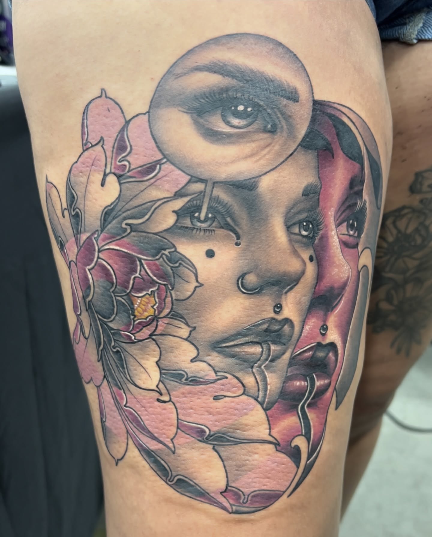 Tattoo by @gbarreratattoos — realism, dotwork