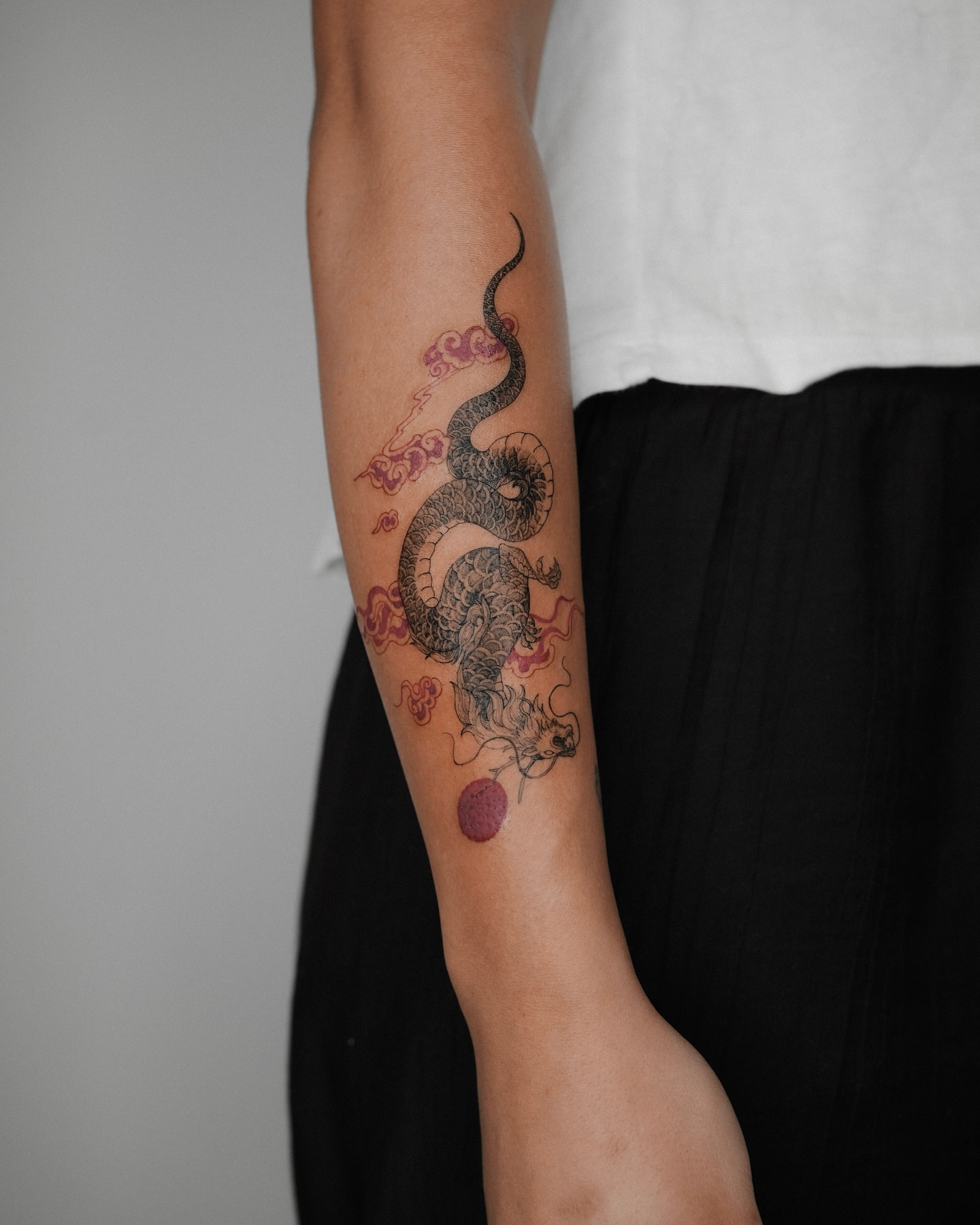 Dragon japanese irezumi tattoo on the forearm by Yeonji