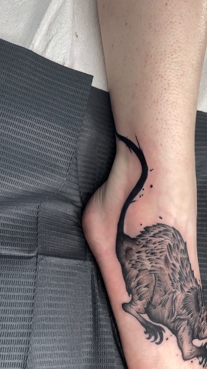 Tattoo by @aaronysidro — realism, black_and_grey