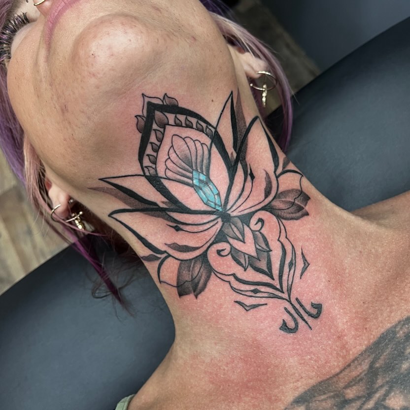 Tattoo by @waylenwaylen_ — black_and_grey