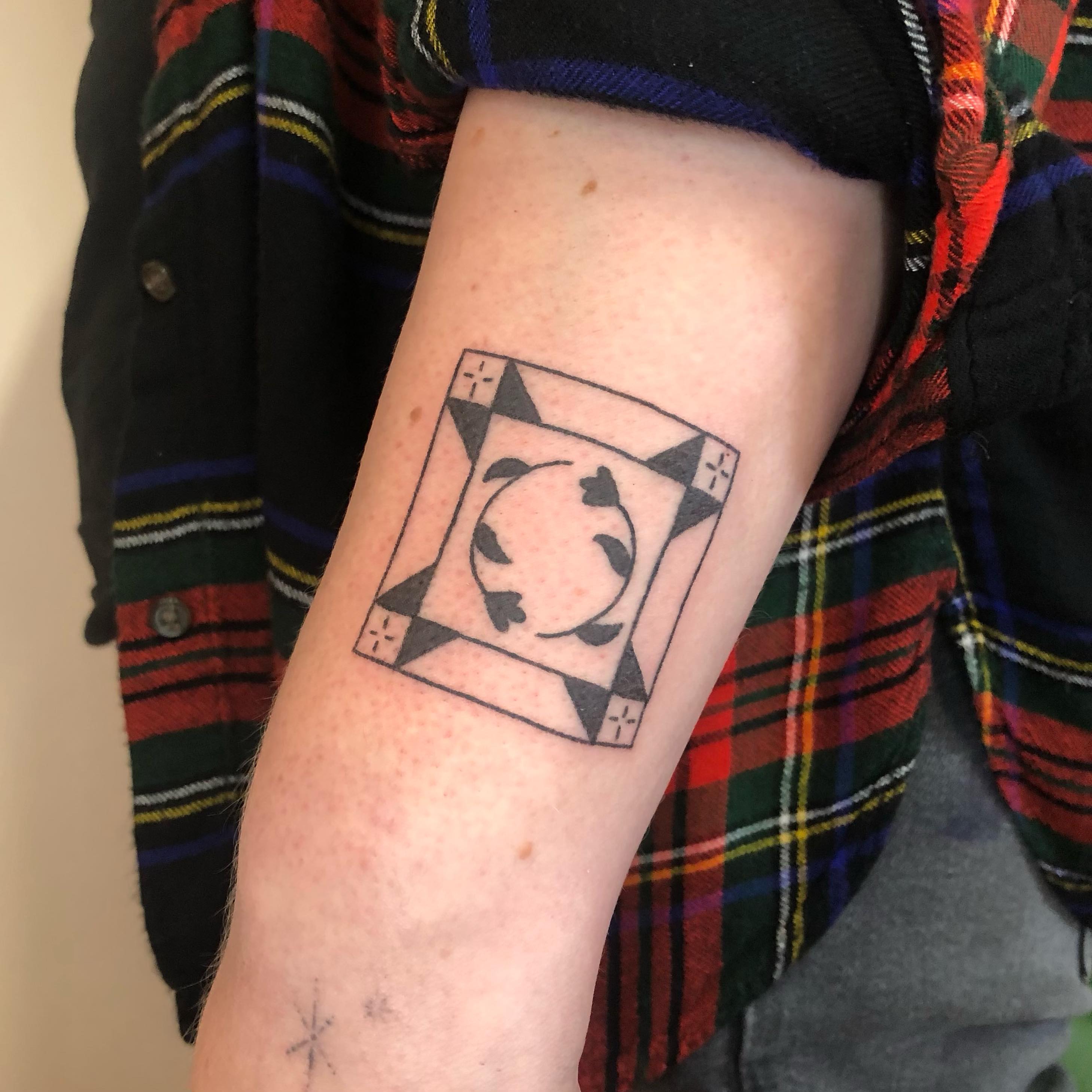 Tattoo by @hocuspokus_ — geometric