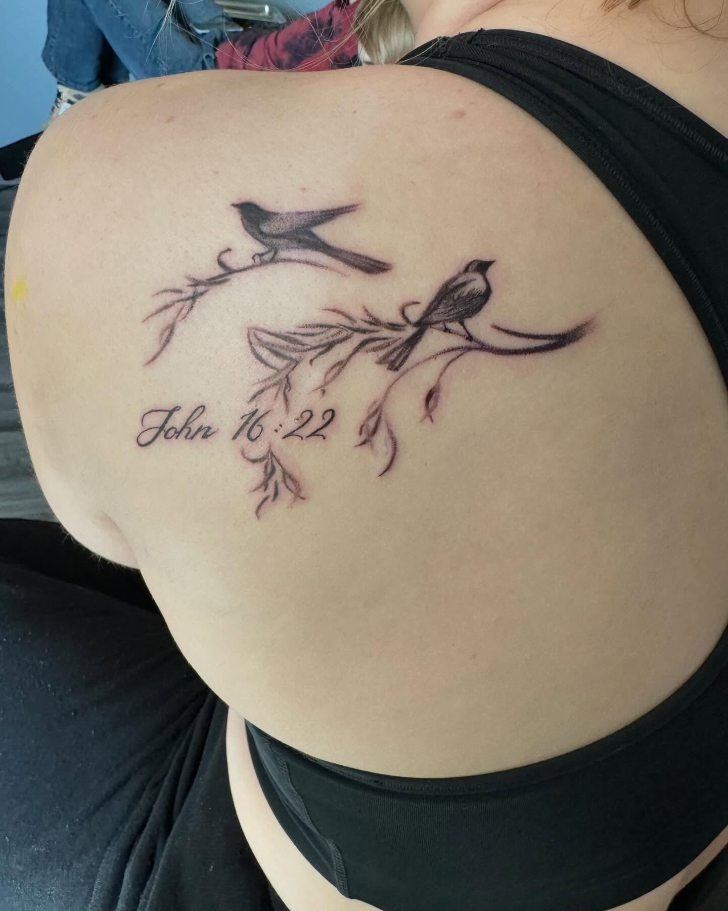 Tattoo by @beccactattoos — black_and_grey