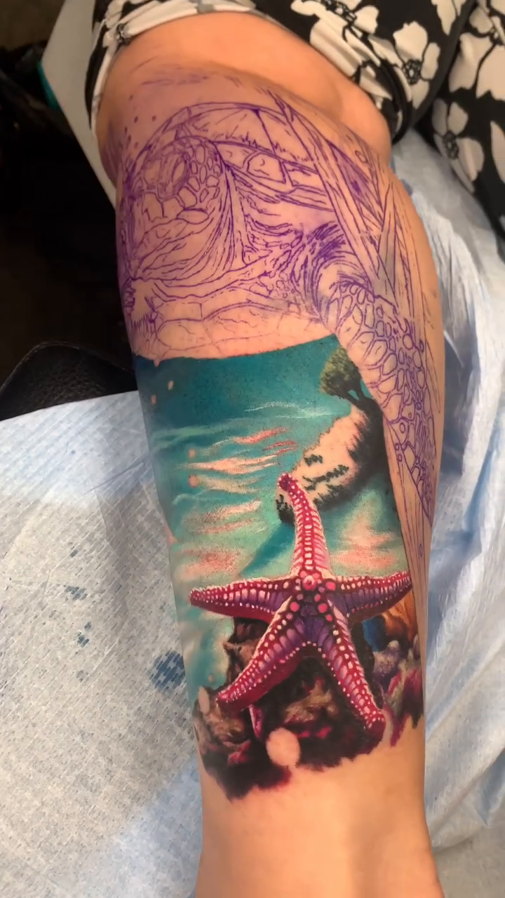 Underwater scene with starfish realism tattoo by 🦇𝖀𝖙𝖆𝖍🦇, Las Vegas, Nevada