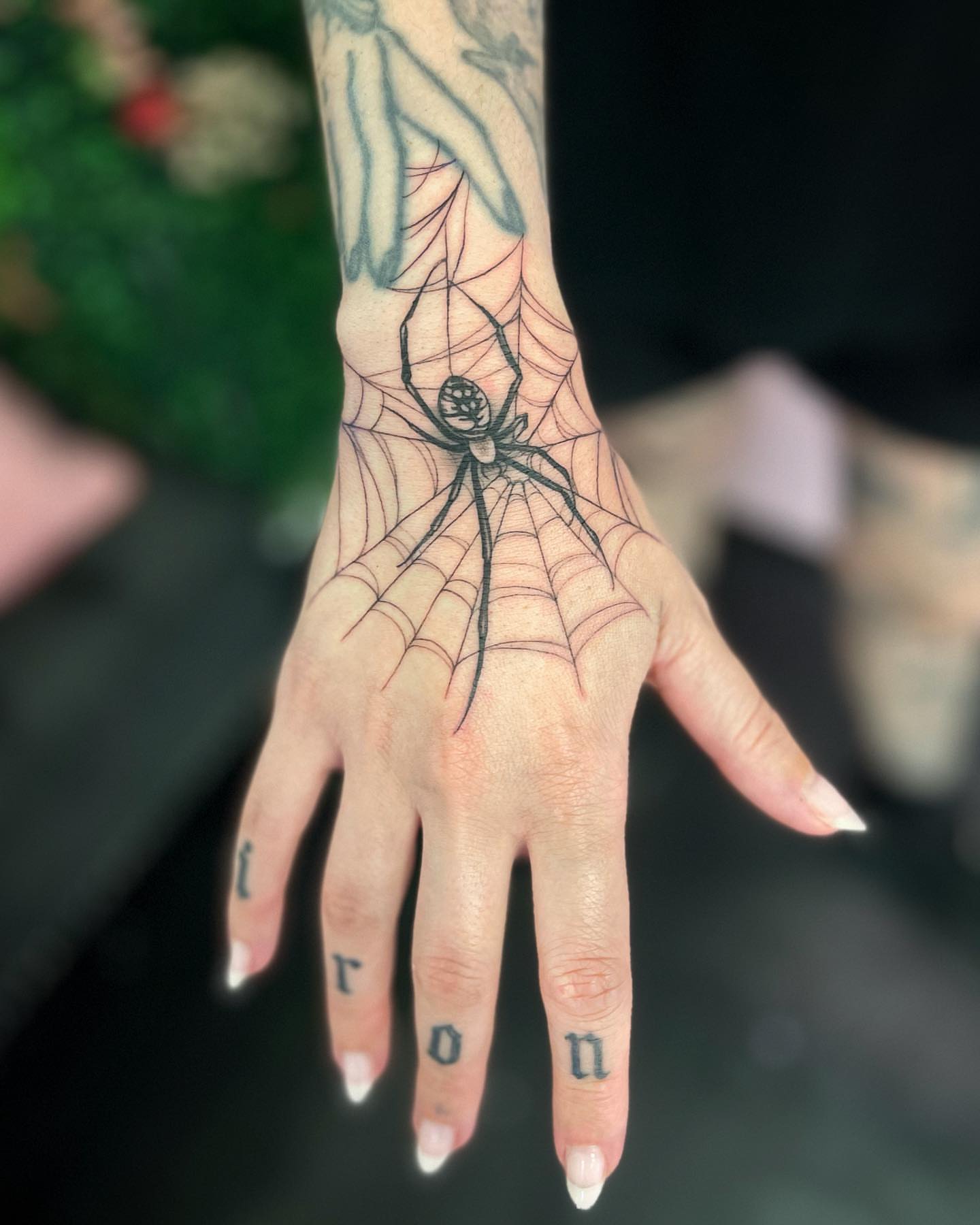 Tattoo by @rachelmillertattoos β black_and_grey