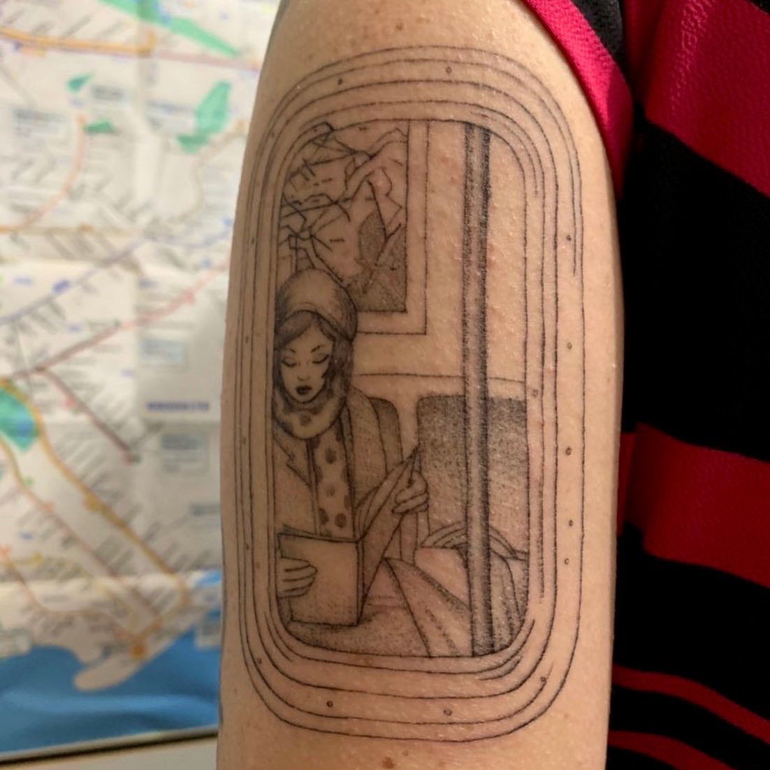 Tattoo by @tatubuny — dotwork, realism