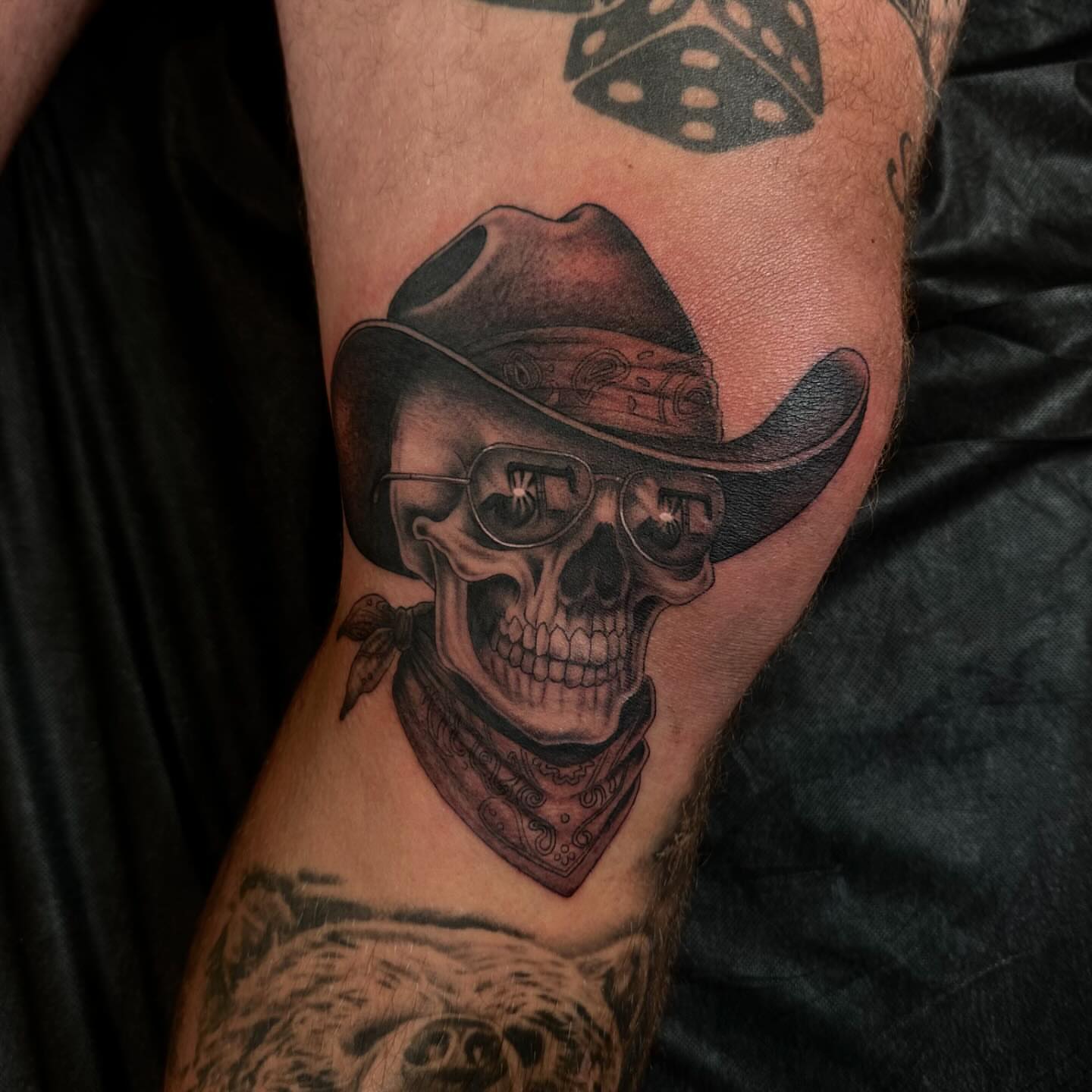 Tattoo by @tattooarielle — black_and_grey, realism