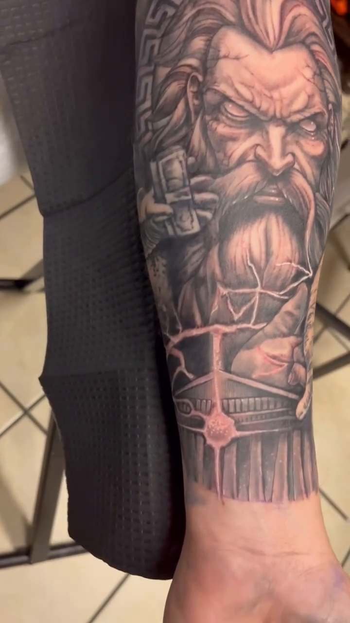 Zeus realism tattoo by Look