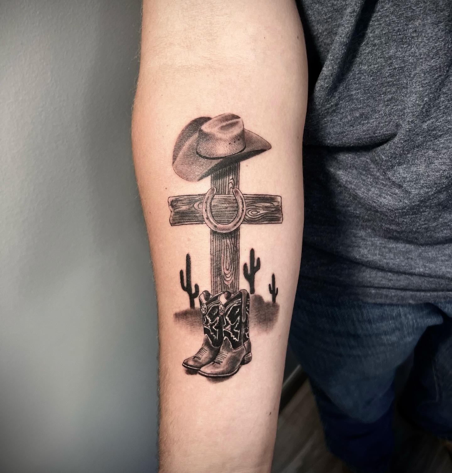 Tattoo by @ozzyblacklinetattoo — black_and_grey