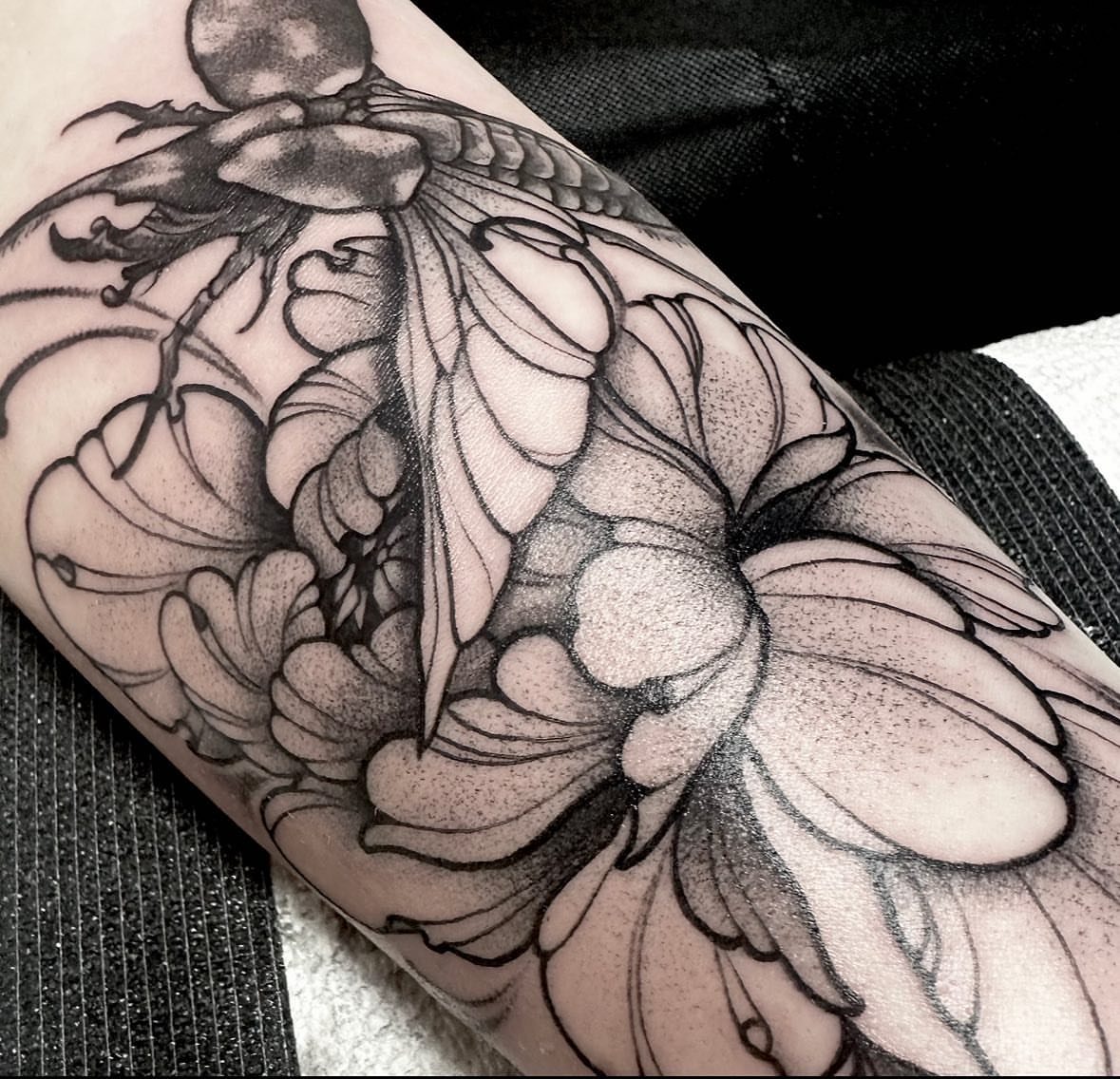 Tattoo by @shriekingpossum — dotwork, black_and_grey