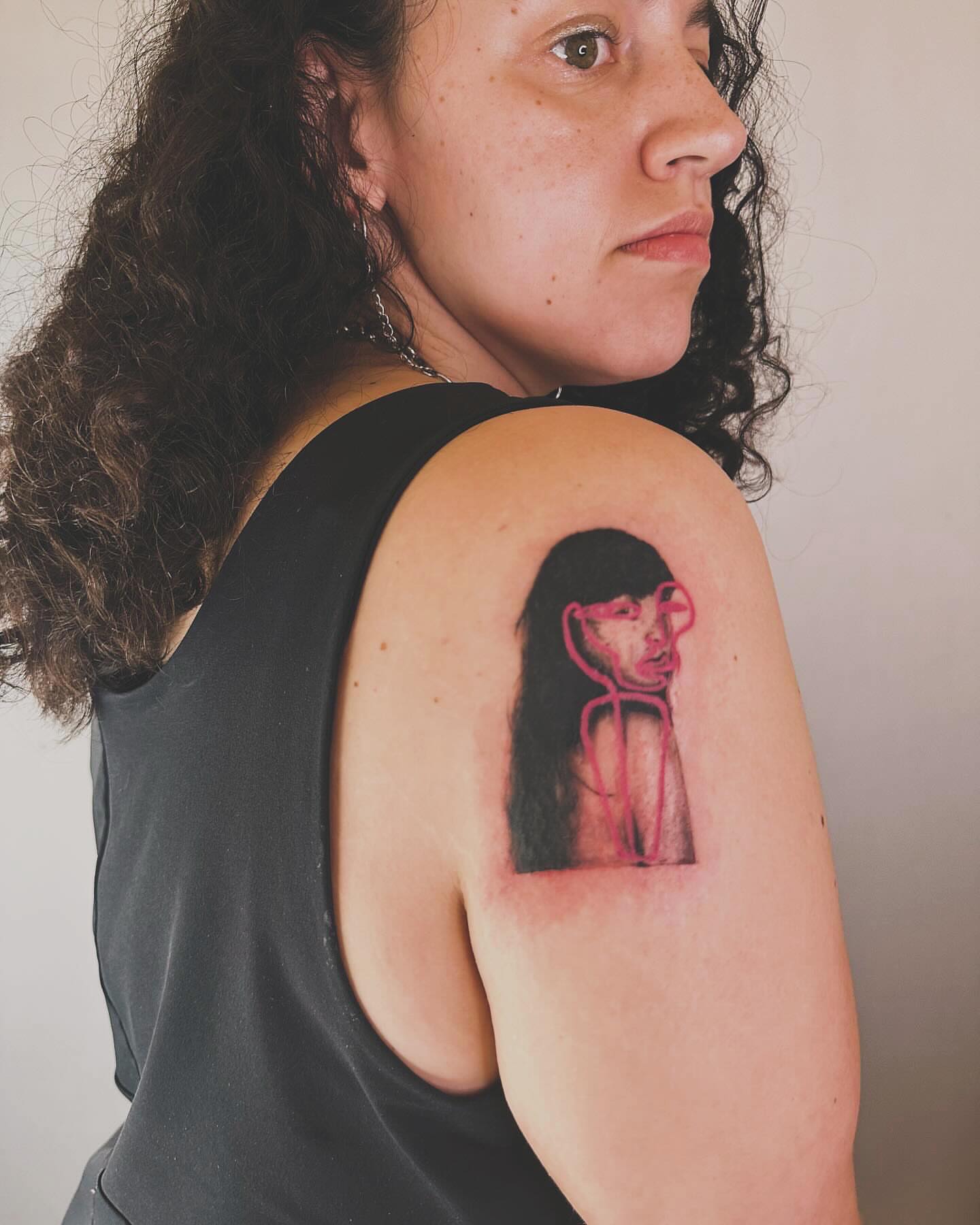 Woman realism tattoo on the shoulder by Bennie Bae
