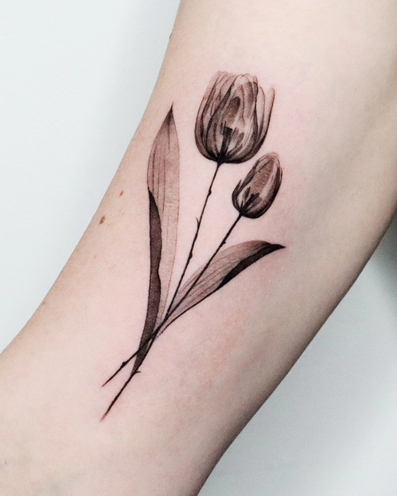 Tattoo by @ejintatt — black_and_grey