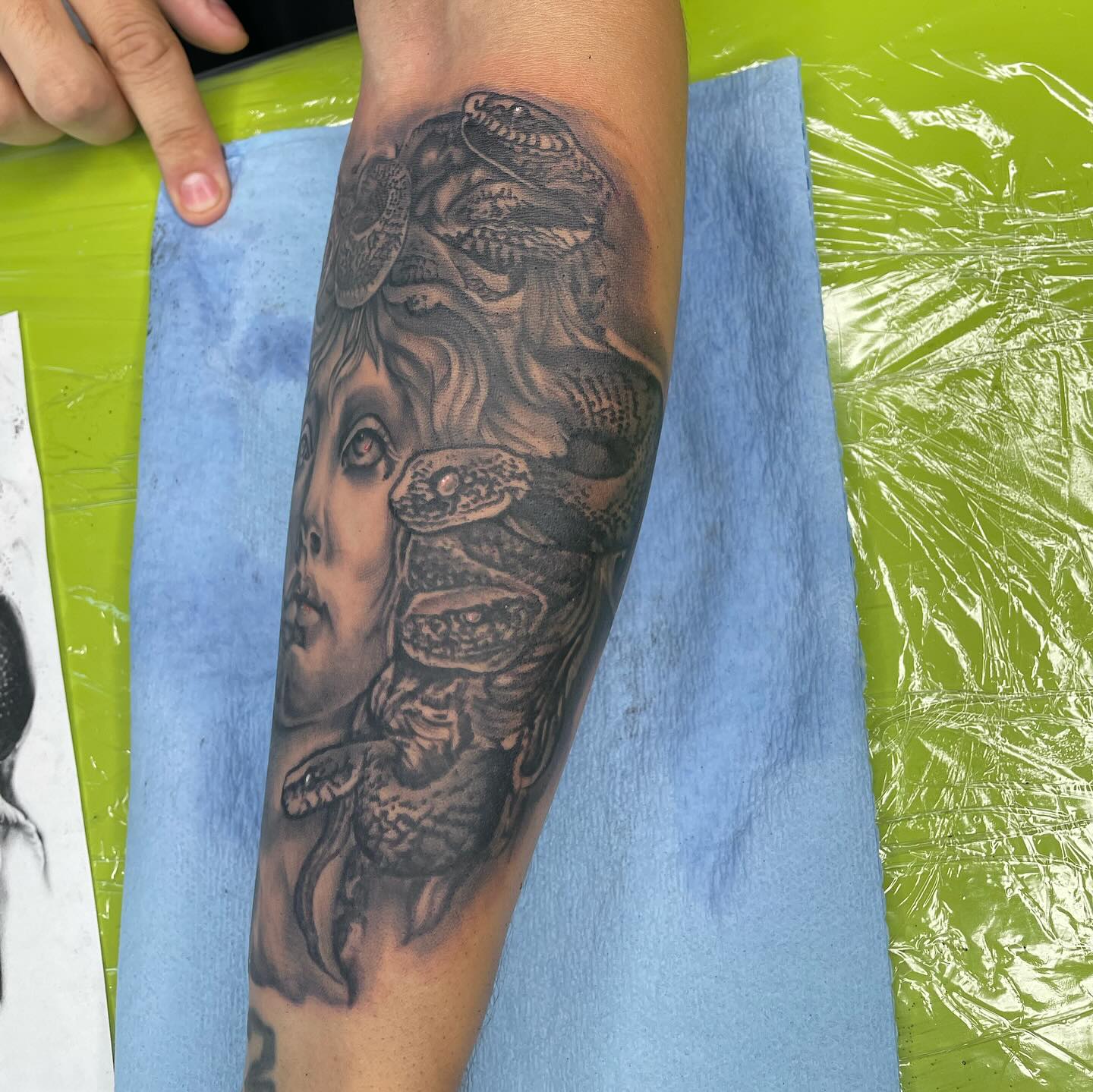 Tattoo by @aaronysidro — realism, black_and_grey