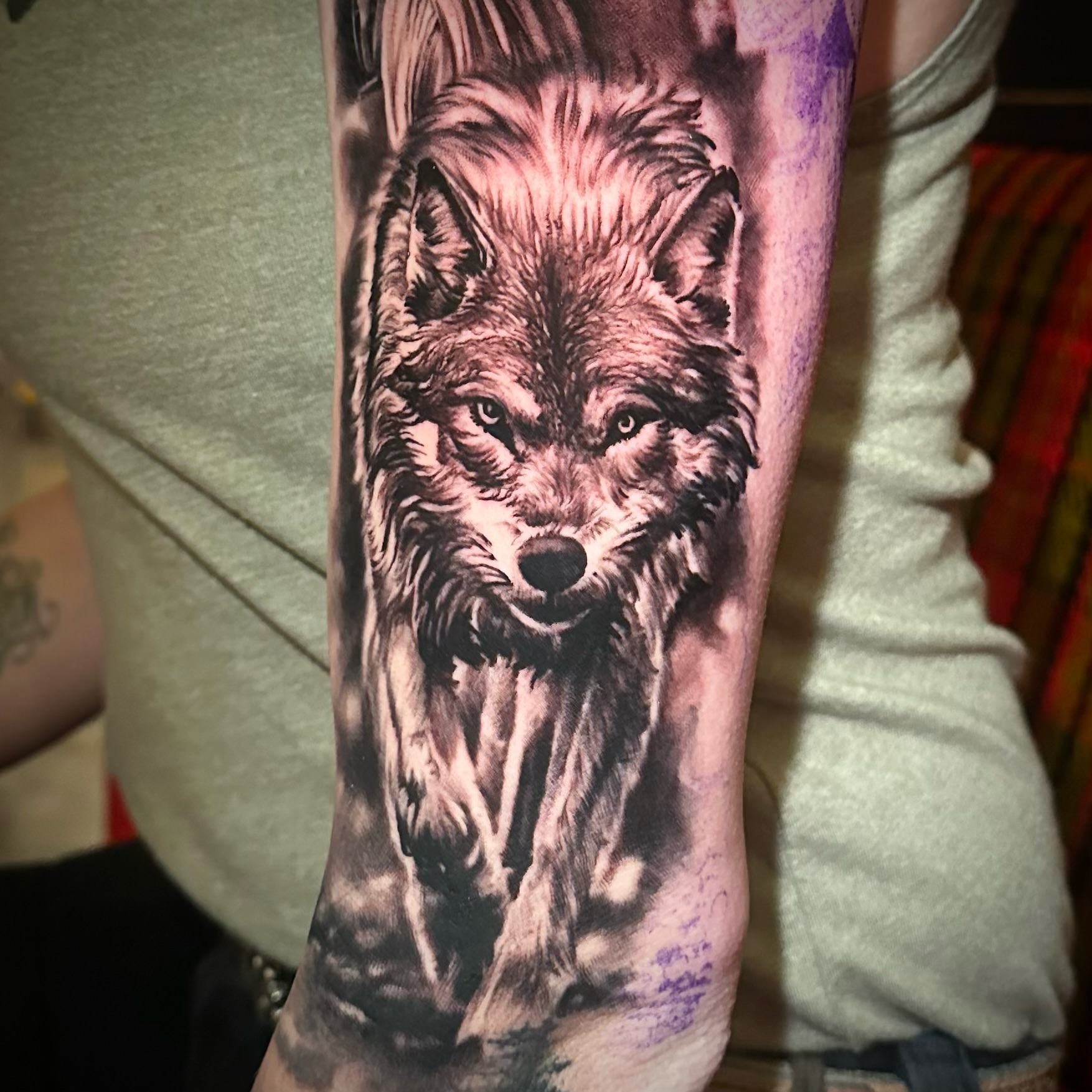 Wolf realism tattoo on the forearm by Chrisjansentattoo