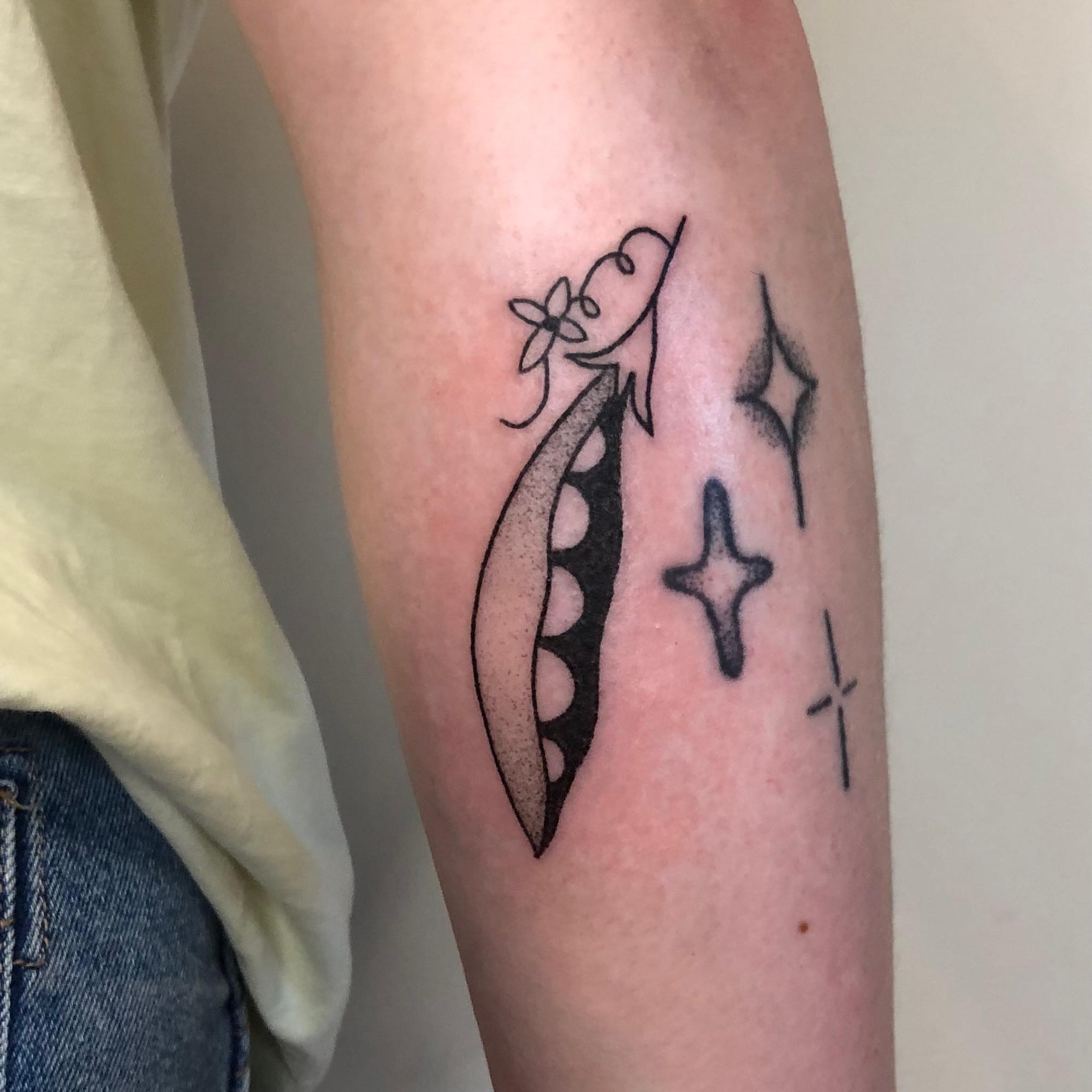 Tattoo by @hocuspokus_ — black_and_grey