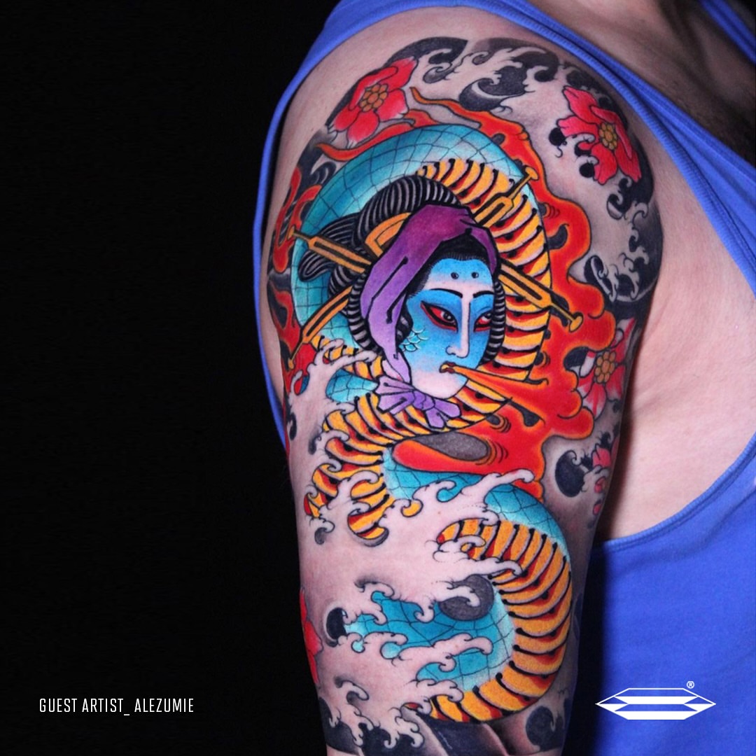 Geisha japanese irezumi tattoo on the shoulder by Alezumie