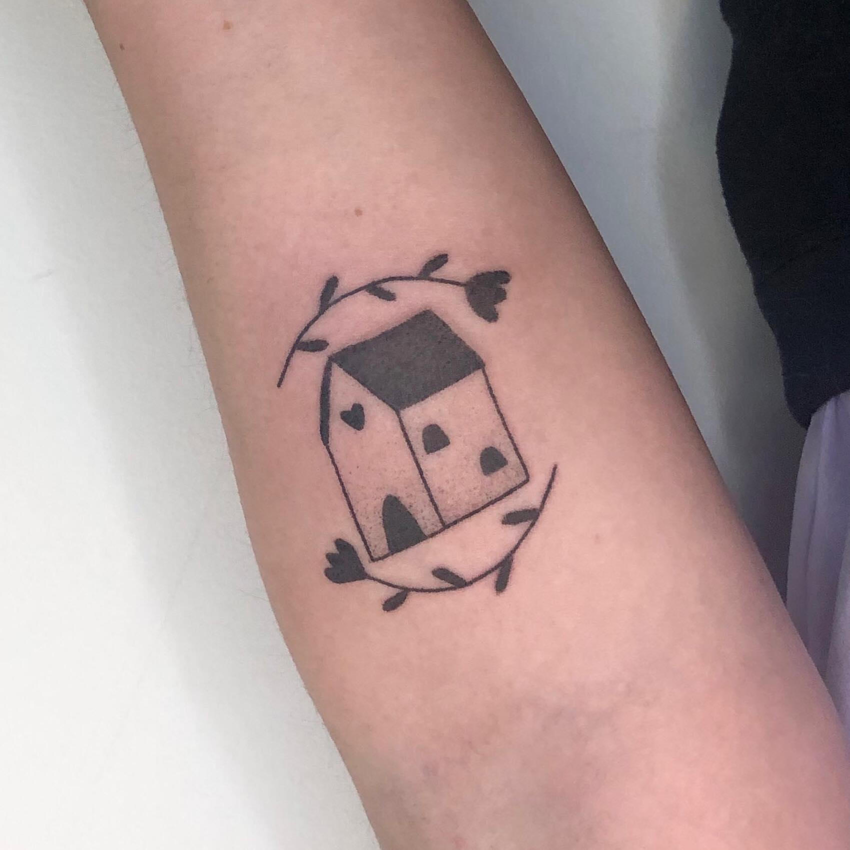 Tattoo by @hocuspokus_ — minimalist