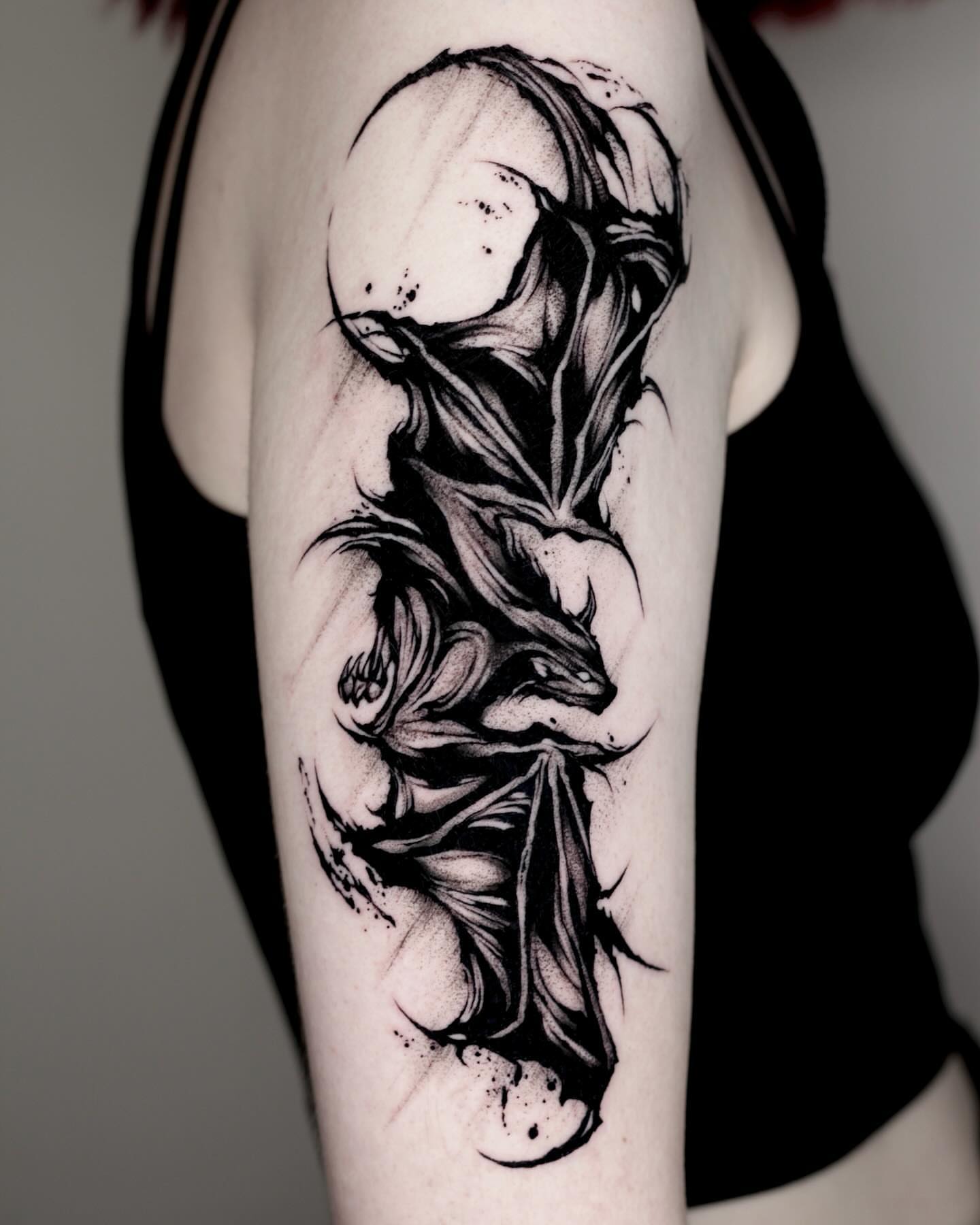 Woman with flowing hair dotwork tattoo on the forearm by Kimgang 김강