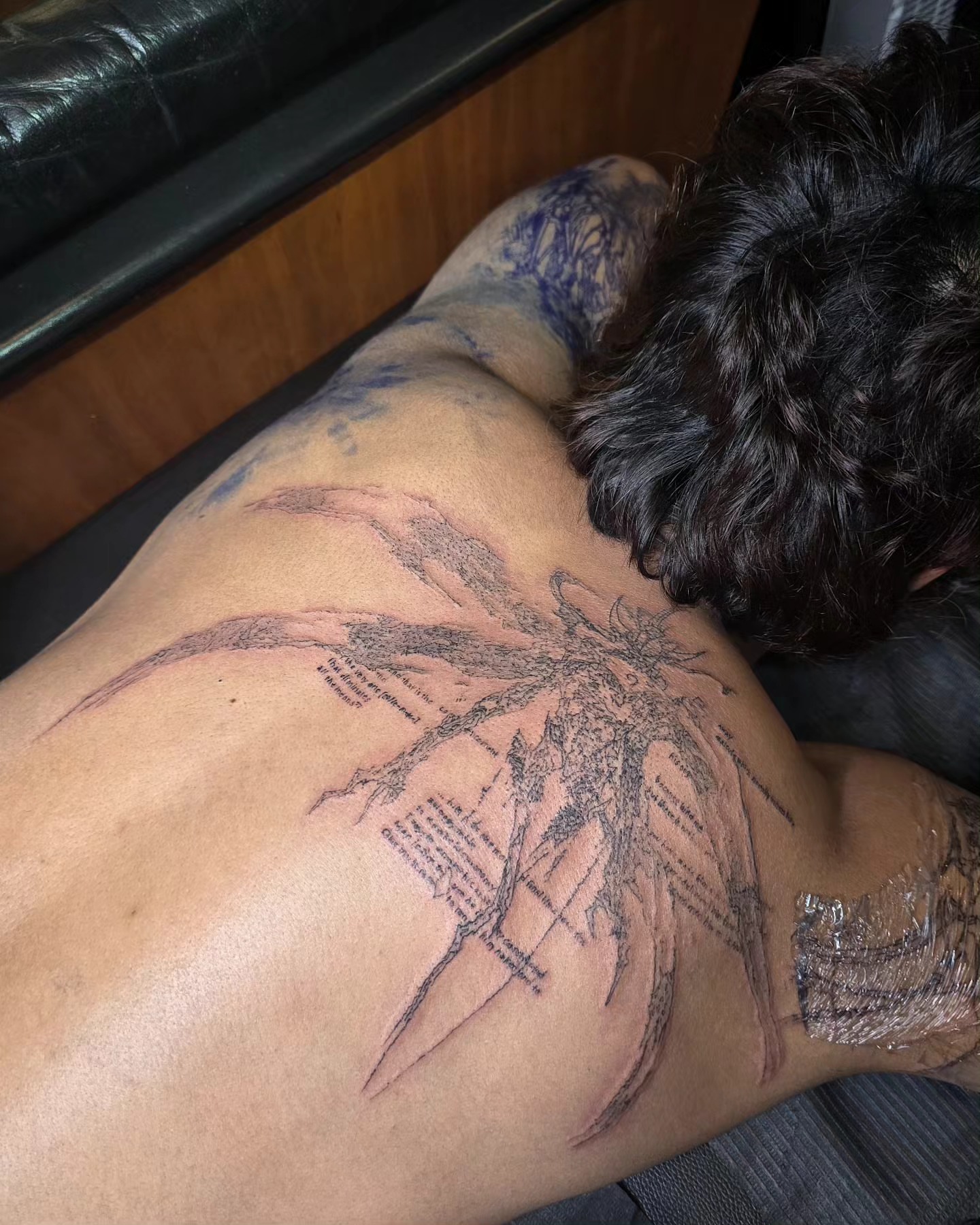 Bamboo and leaves black and grey tattoo on the back by Branded ꪉꪗ Brandon ∴ b.liew ∴ Tattoo ∴ NYC