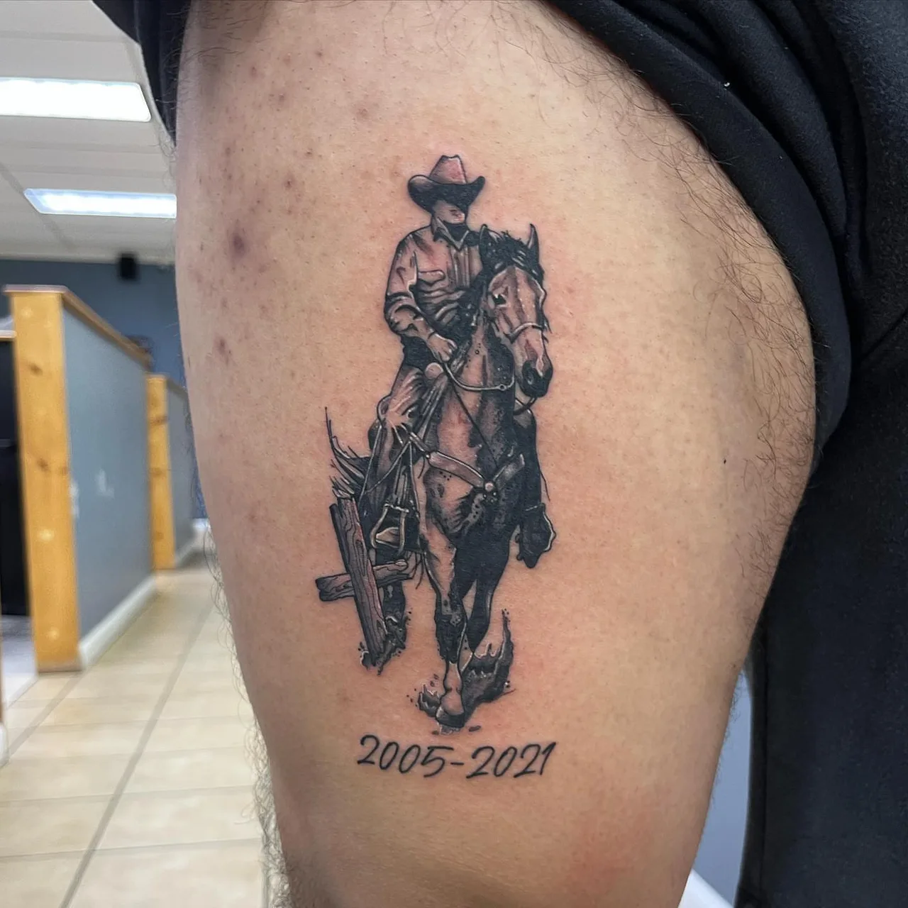 Tattoo by @silfiesadam — black_and_grey