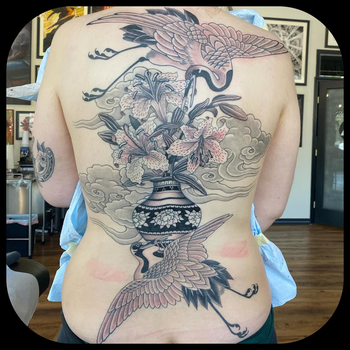 Cranes and lilies japanese irezumi tattoo on the back by ๐ญ๐๐ ๐ฎ๐๐๐๐๐, Berkeley, California