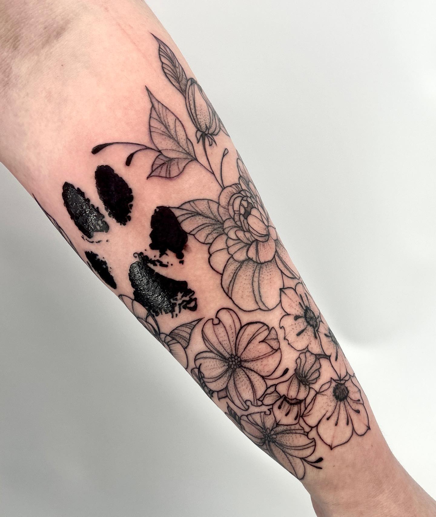 Tattoo by @notmarytattoos — black_and_grey