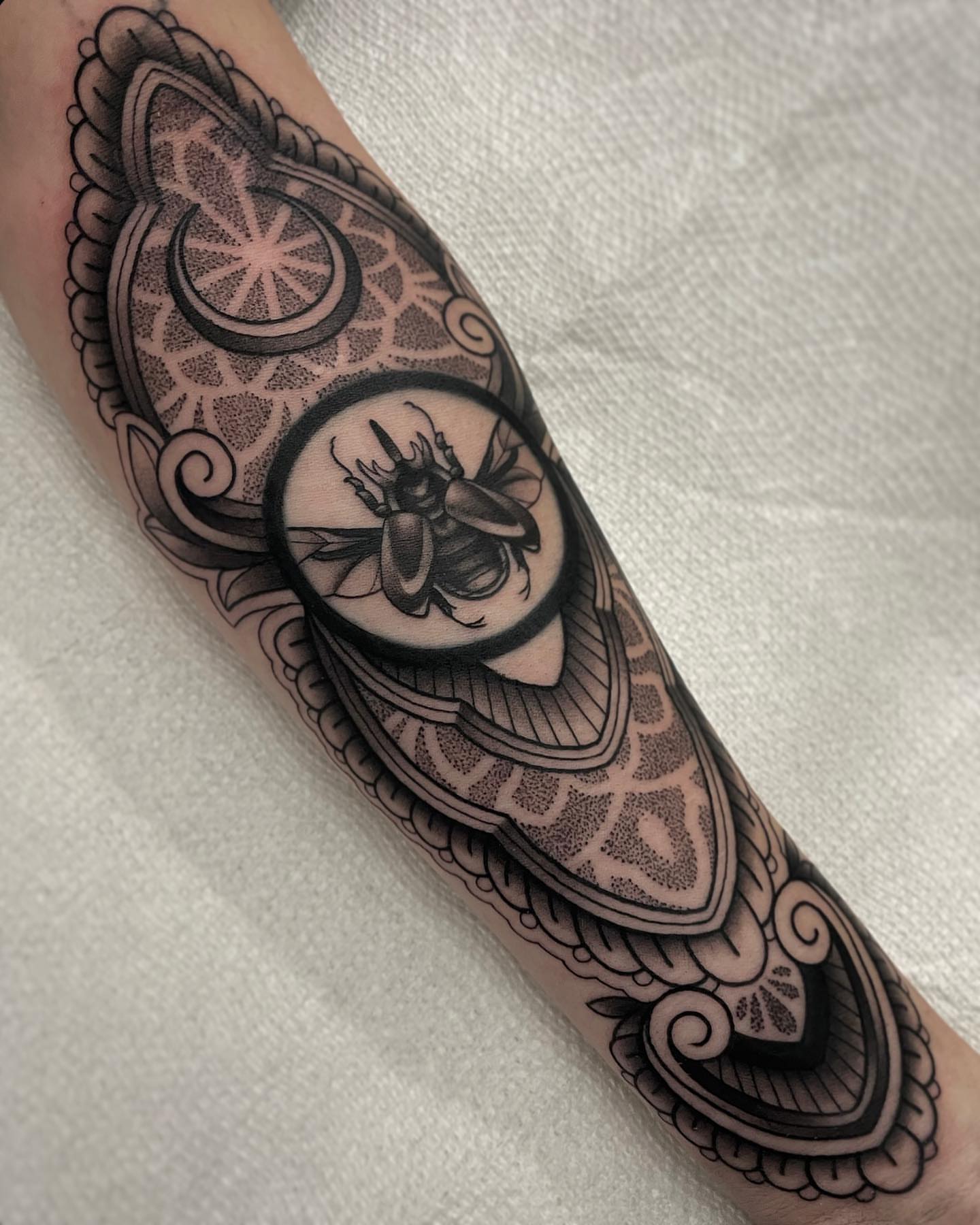 Tattoo by @amyjeantattoos — black_and_grey, geometric