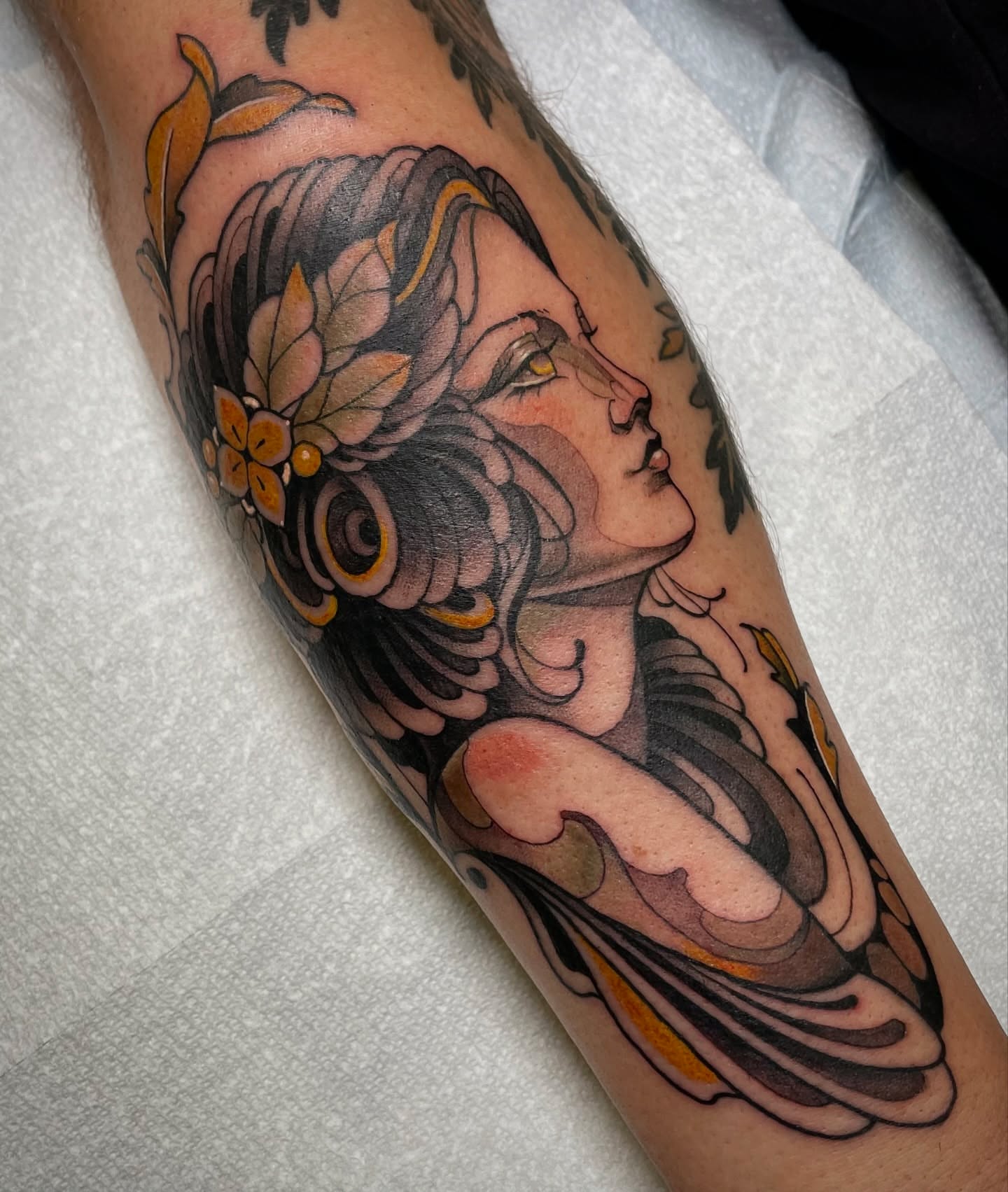 Tattoo by @mirelajade — american_traditional