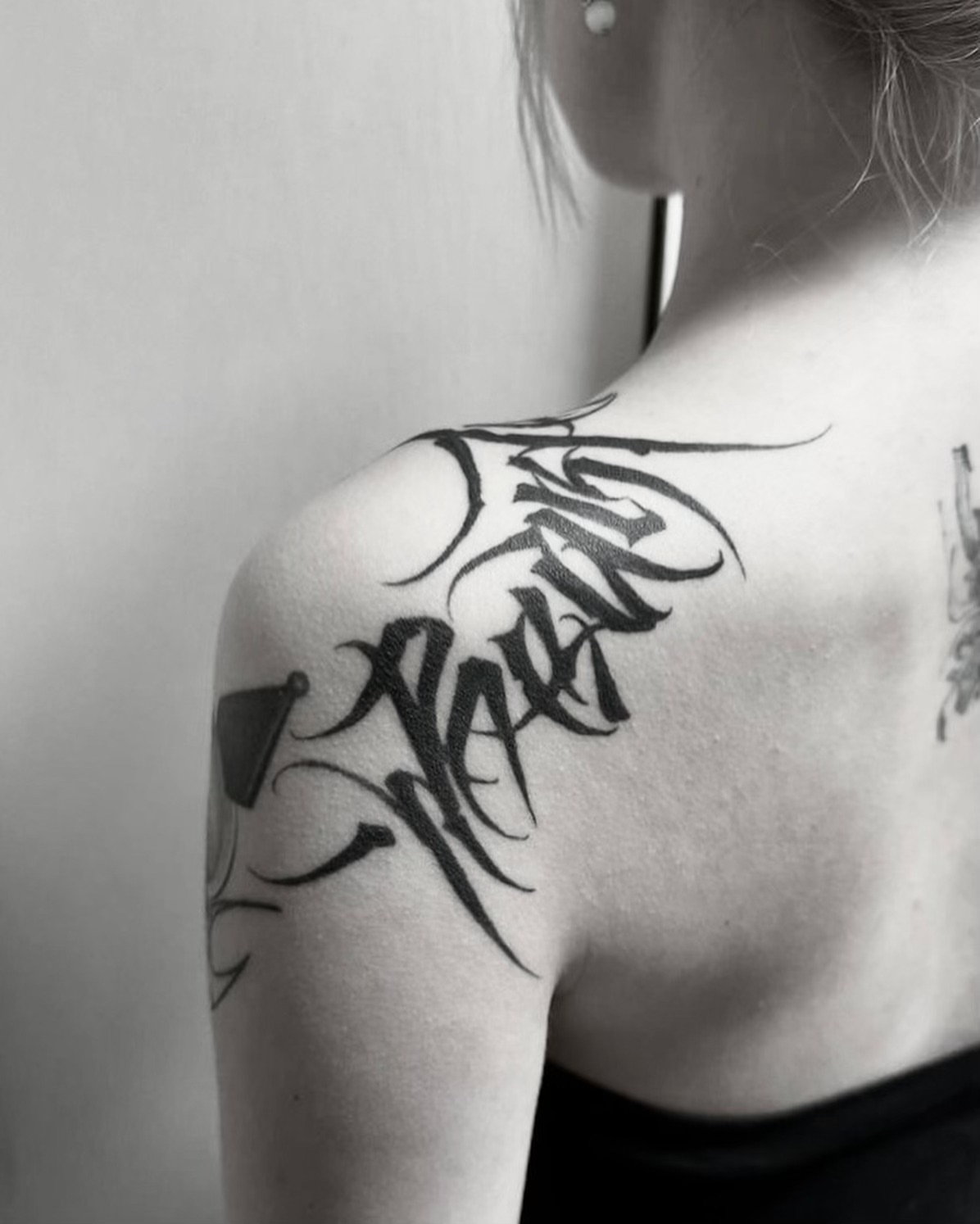 Tattoo by @jimyuip โ lettering_script