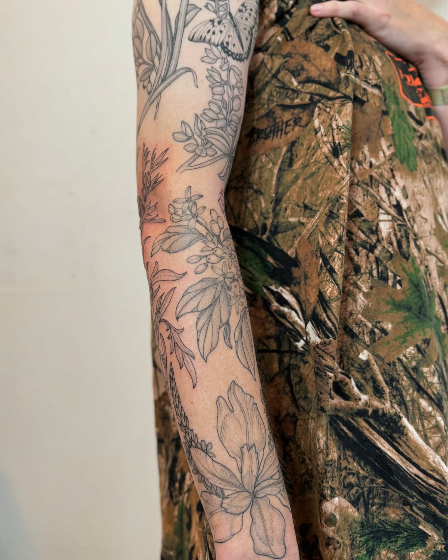 Tattoo by @liannadefleur β black_and_grey