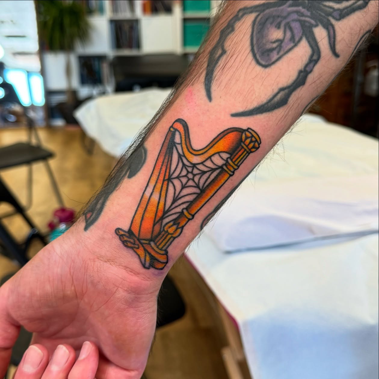 Tattoo by @jewelsidette β american_traditional