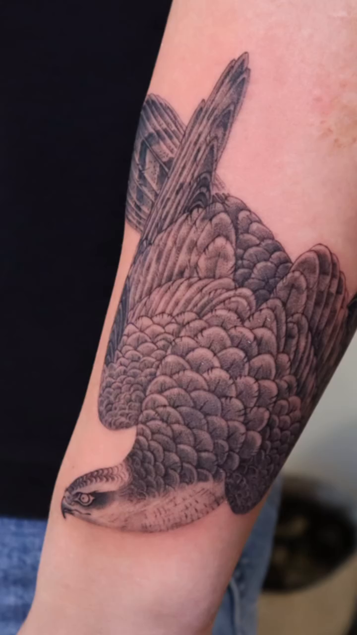 Tattoo by @wonniiink — realism, black_and_grey