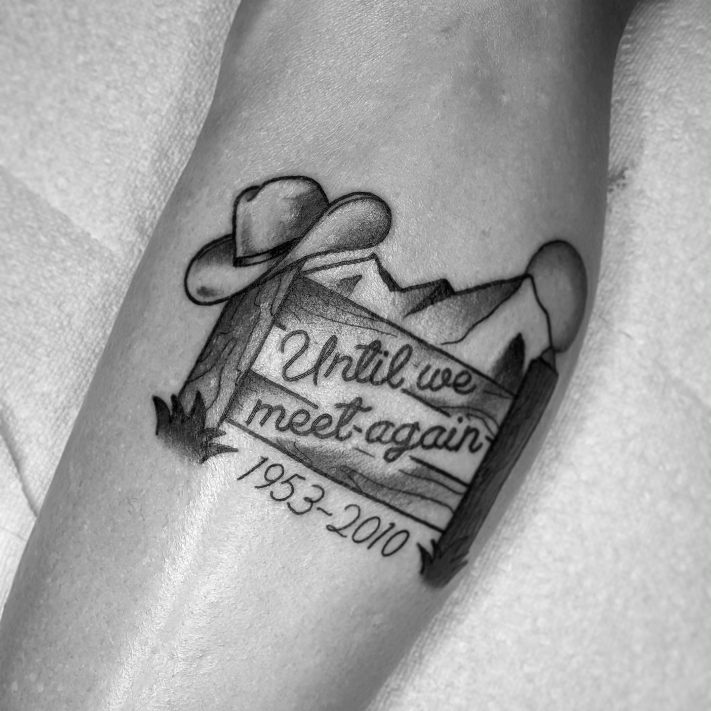 Tattoo by @estcoast — black_and_grey