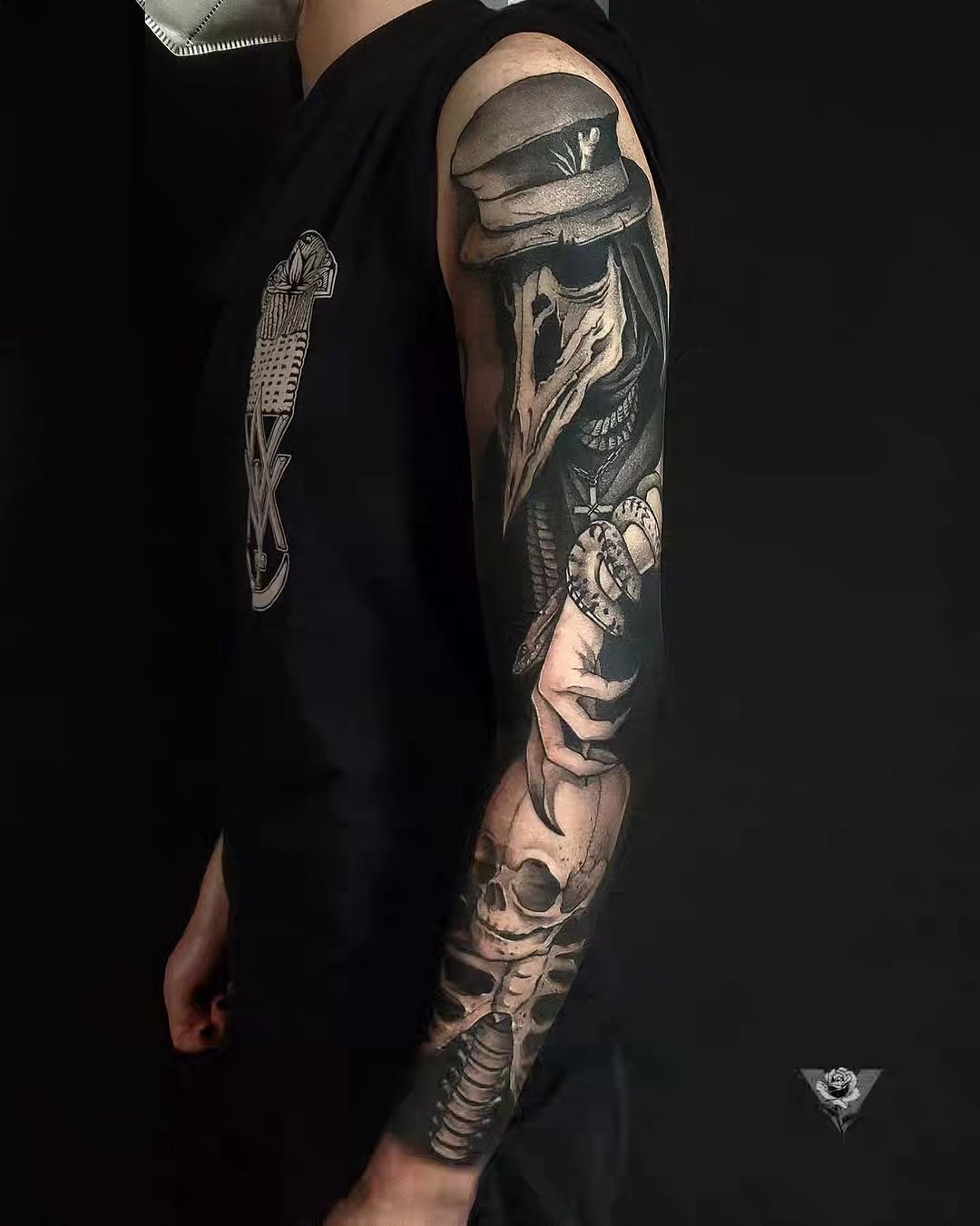 Tattoo by @v_affliction β black_and_grey, realism
