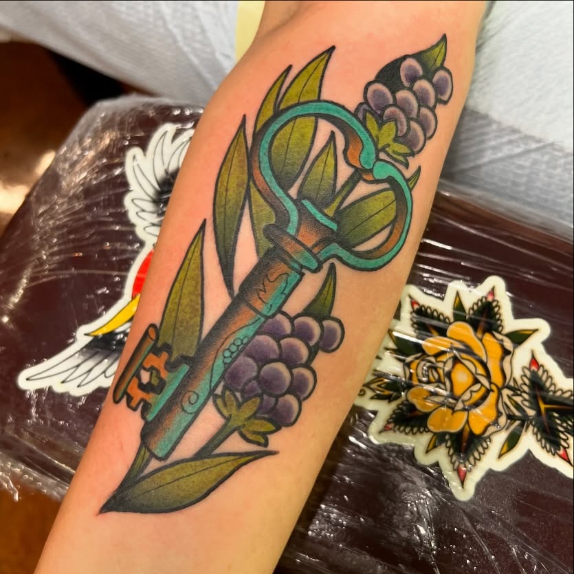 Tattoo by @ffititattoo — american_traditional