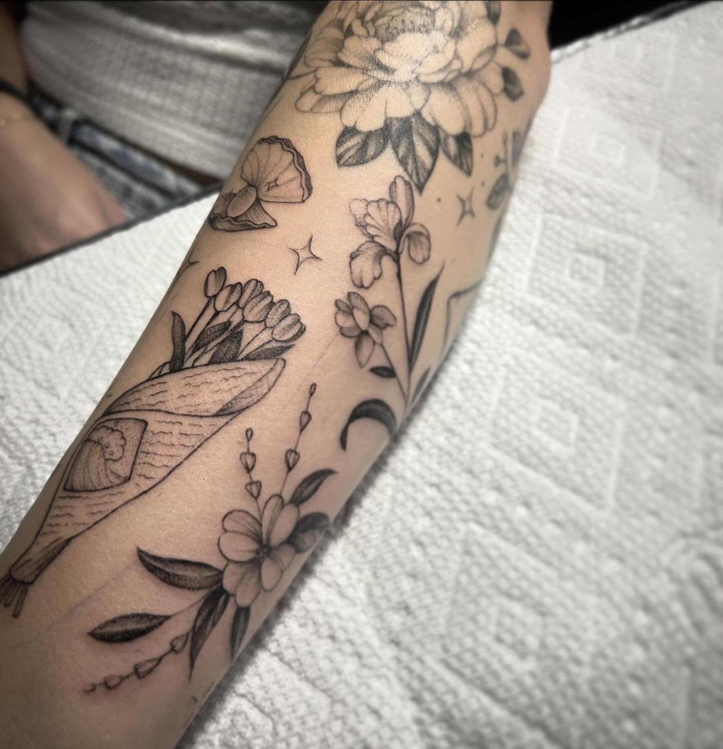 Tattoo by @finelinesbylena — black_and_grey