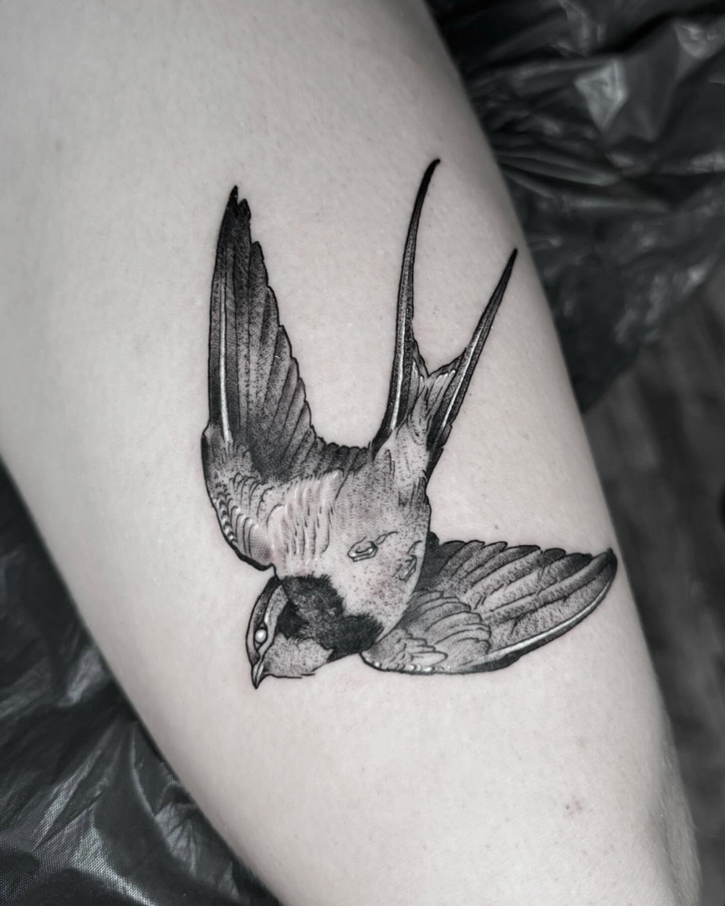 Tattoo by @carterclvn — black_and_grey