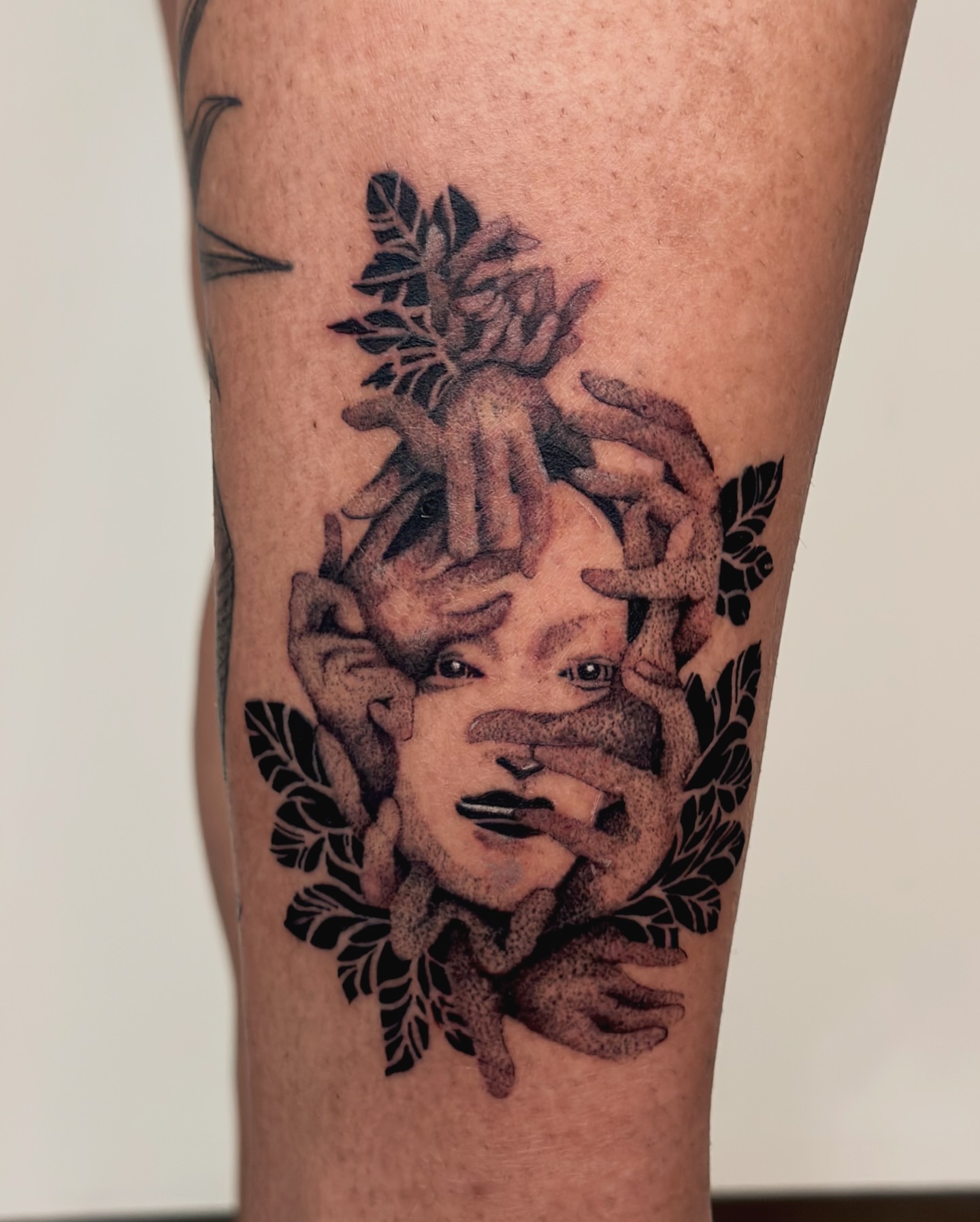 Tattoo by @kuropink_tattoo — dotwork, realism