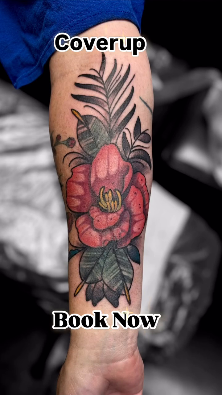Tattoo by @daveisoldbutstillkicknit — neo_traditional