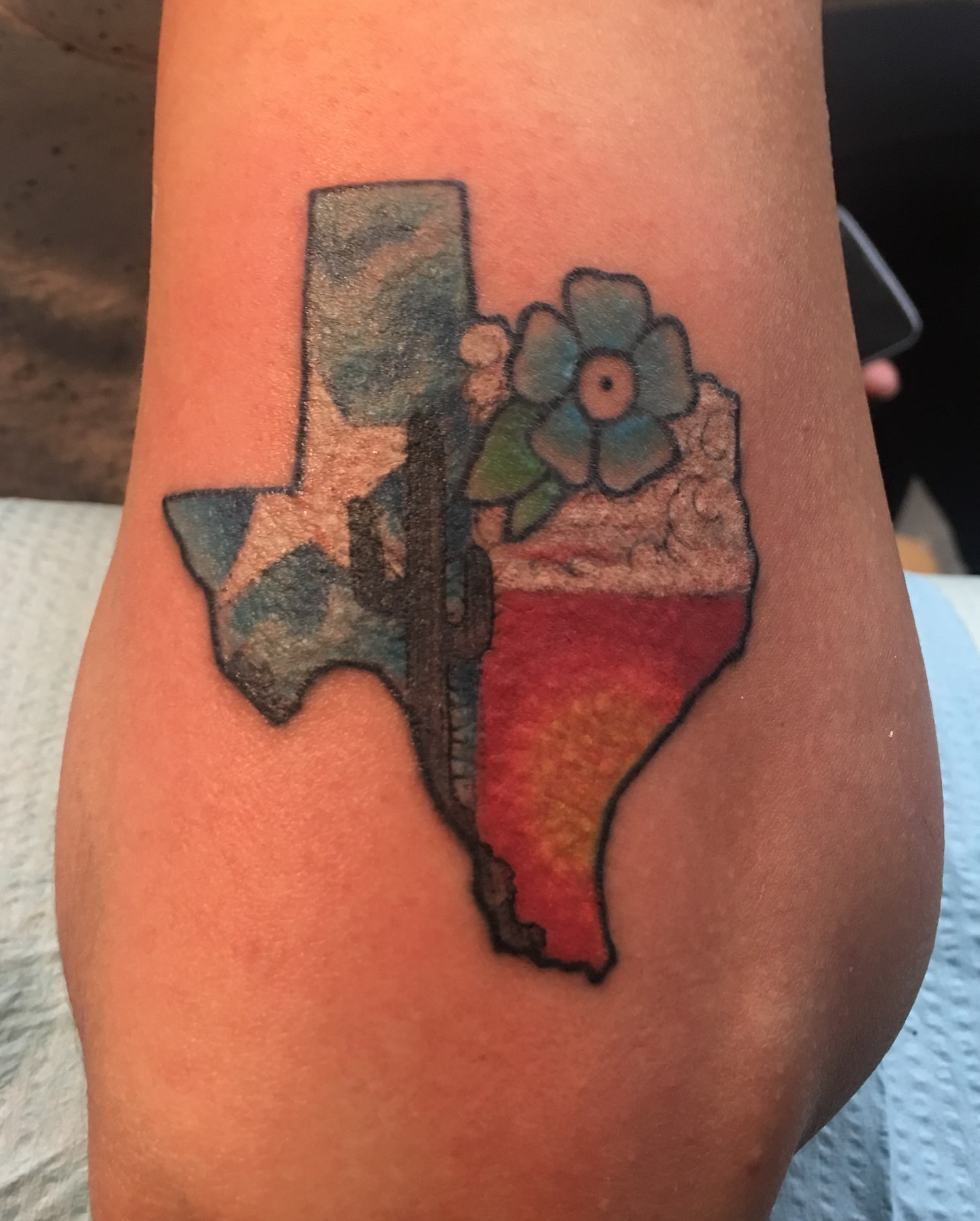 Tattoo by @omaredmisontattooer — american_traditional
