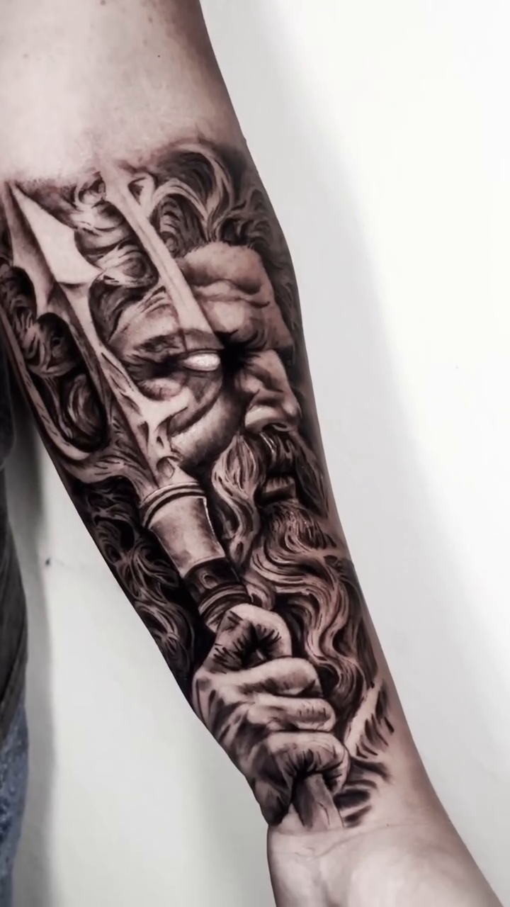 Tattoo by @diegoaravenatatuajes — realism, black_and_grey
