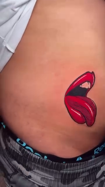 Tattoo by @felixxmtattoo — new_school