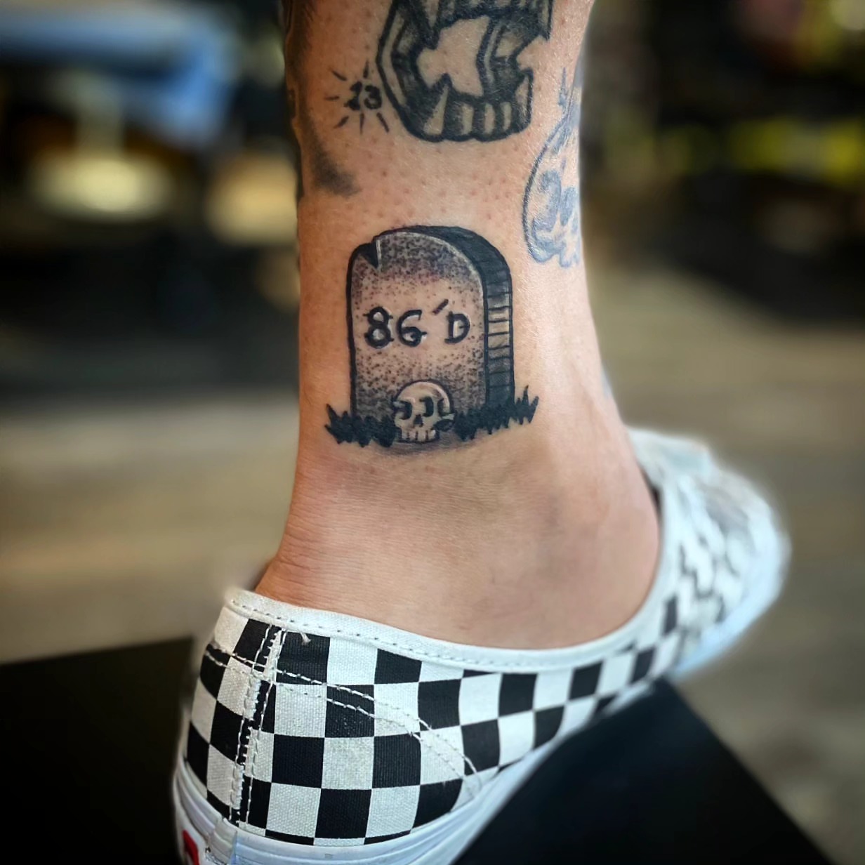 Tattoo by @peraltatattoos — black_and_grey