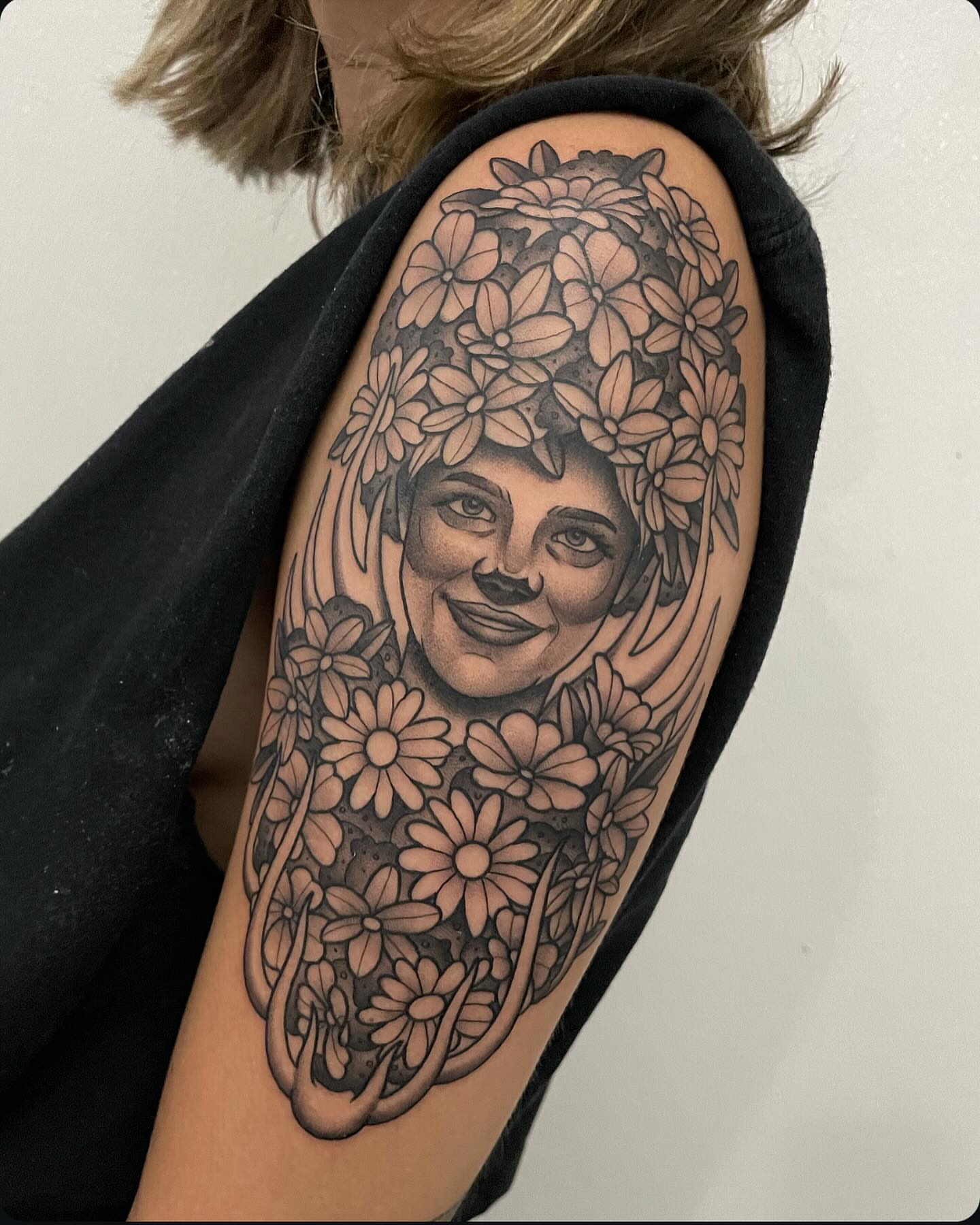 Tattoo by @amyjeantattoos — black_and_grey