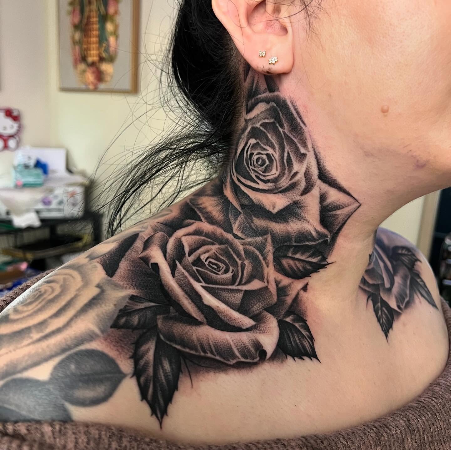 Roses realism tattoo on the neck by π²πππππππ β‘οΈ