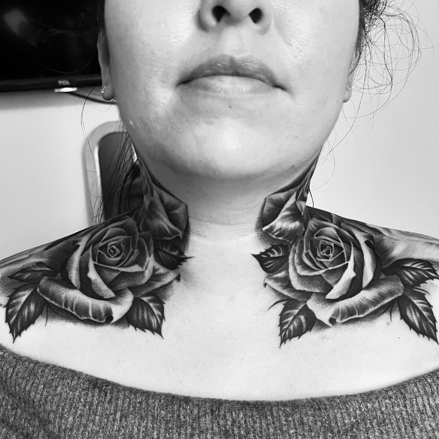 Roses realism tattoo on the neck by π²πππππππ β‘οΈ