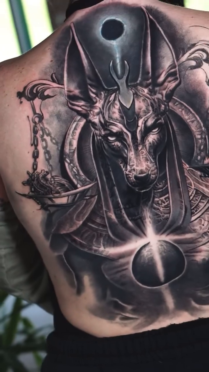 Tattoo work at Knoxville Tattoo Convention