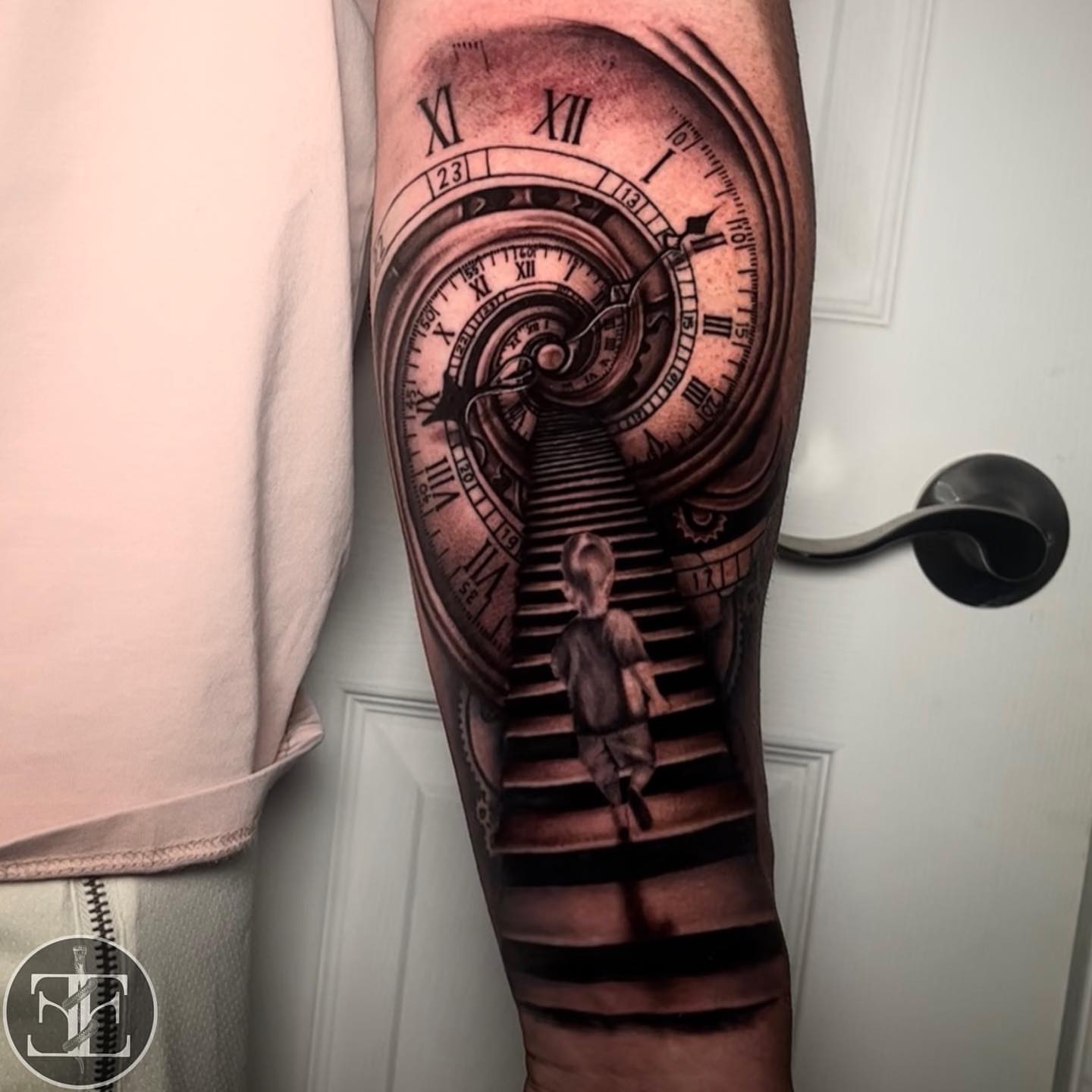 Clock staircase realism tattoo on the forearm by Mariella Elizabeth Paul ππ€
